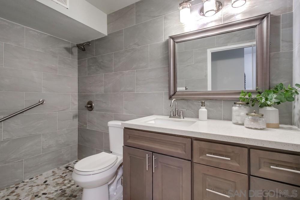 Detail Gallery Image 23 of 44 For 1111  Seacoast Dr  #2,  Imperial Beach,  CA 91932 - 2 Beds | 2 Baths