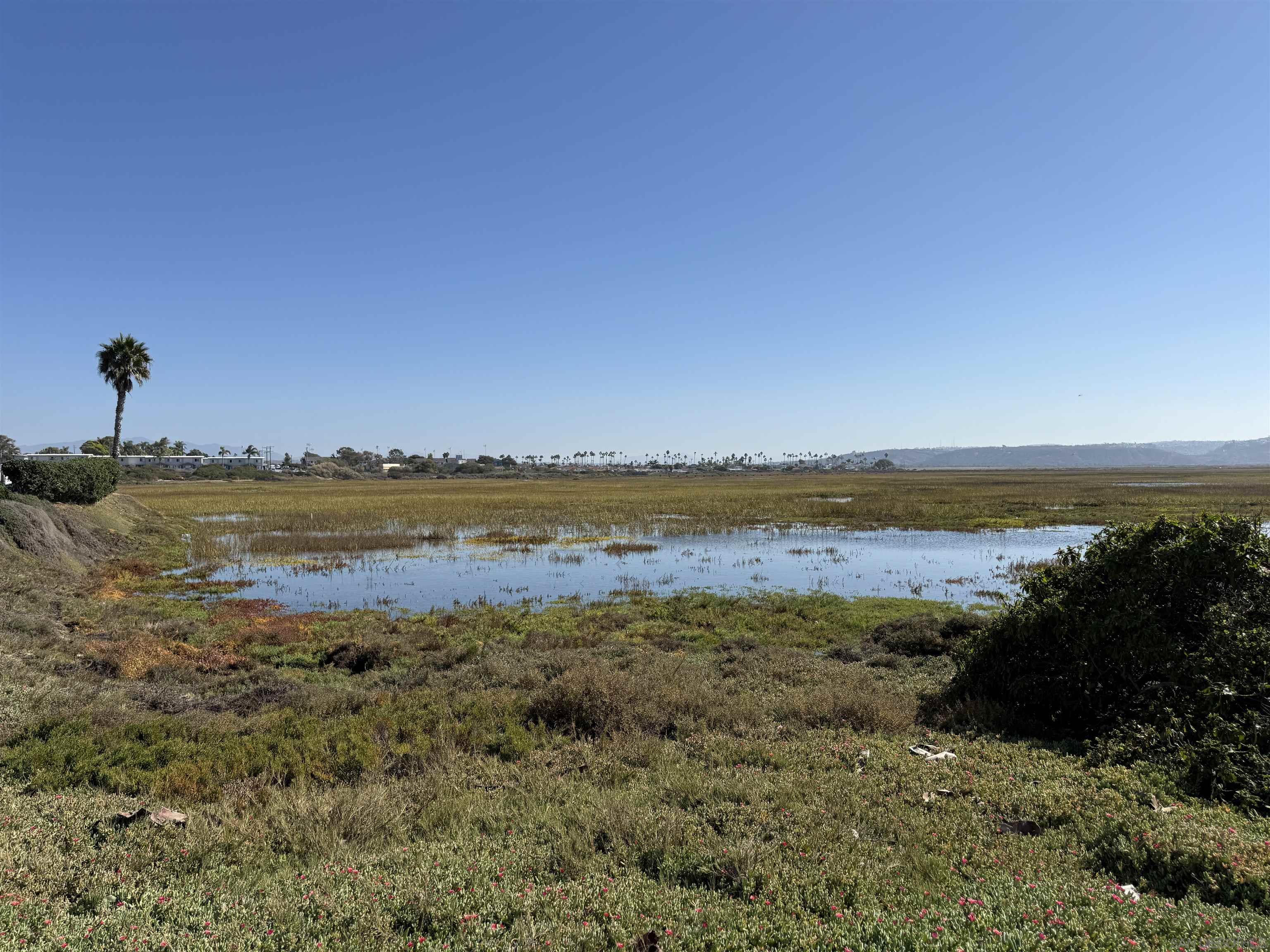Detail Gallery Image 42 of 44 For 1111  Seacoast Dr  #2,  Imperial Beach,  CA 91932 - 2 Beds | 2 Baths