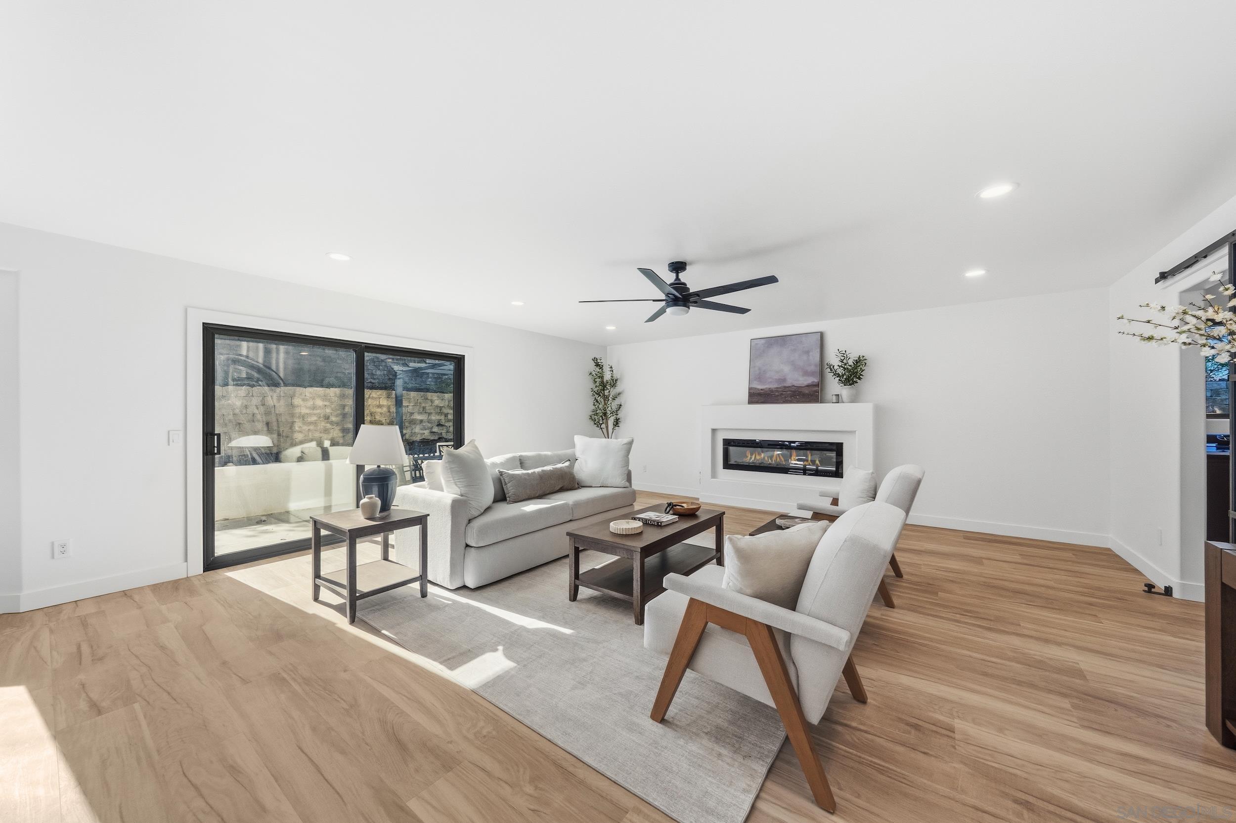 Detail Gallery Image 17 of 61 For 1544  La Vine Ln, Vista,  CA 92084 - 5 Beds | 3 Baths