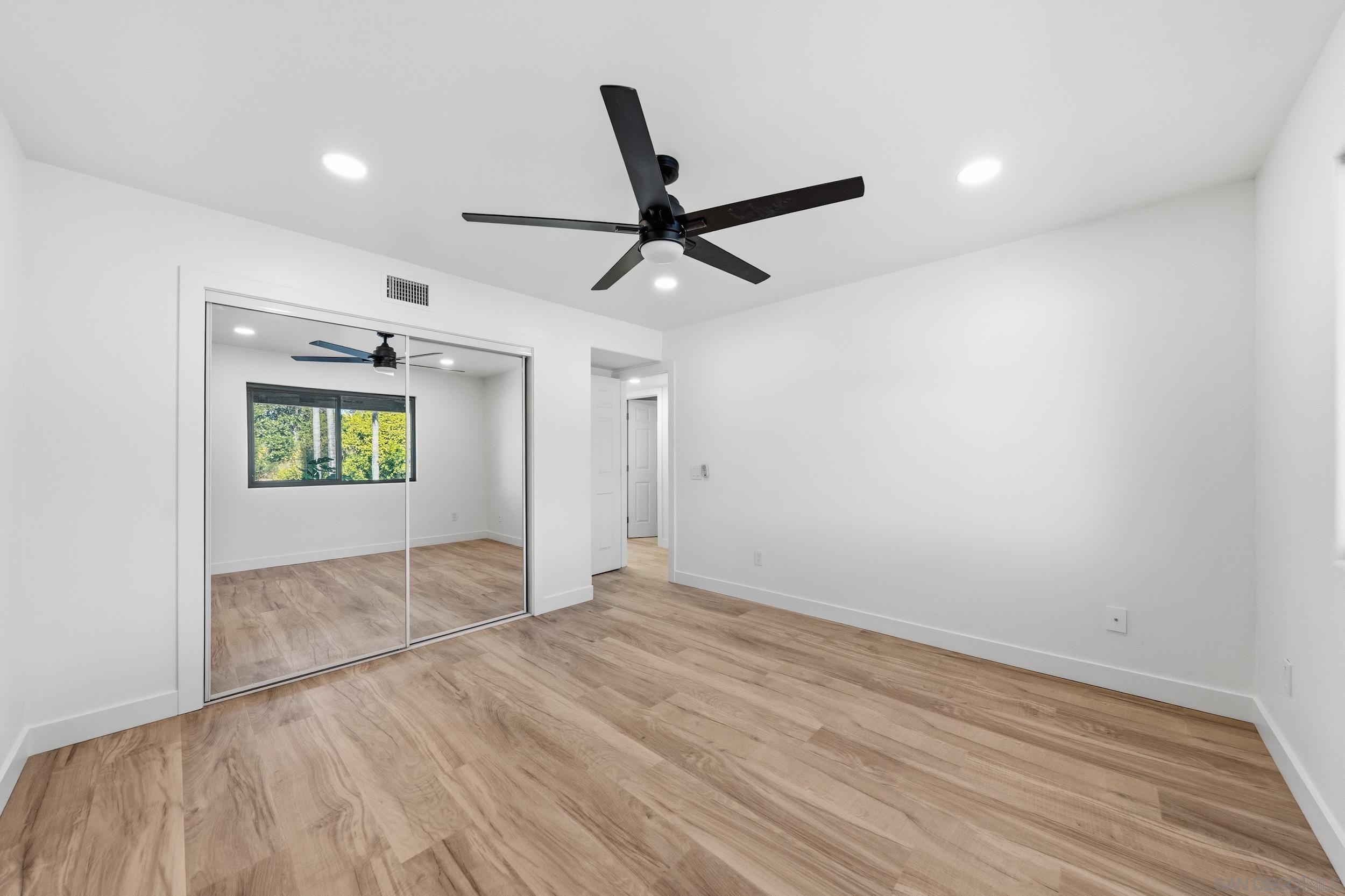 Detail Gallery Image 40 of 61 For 1544  La Vine Ln, Vista,  CA 92084 - 5 Beds | 3 Baths