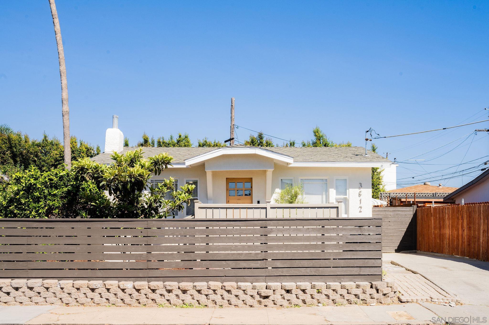 Front Image Thumbnail for SD250046374