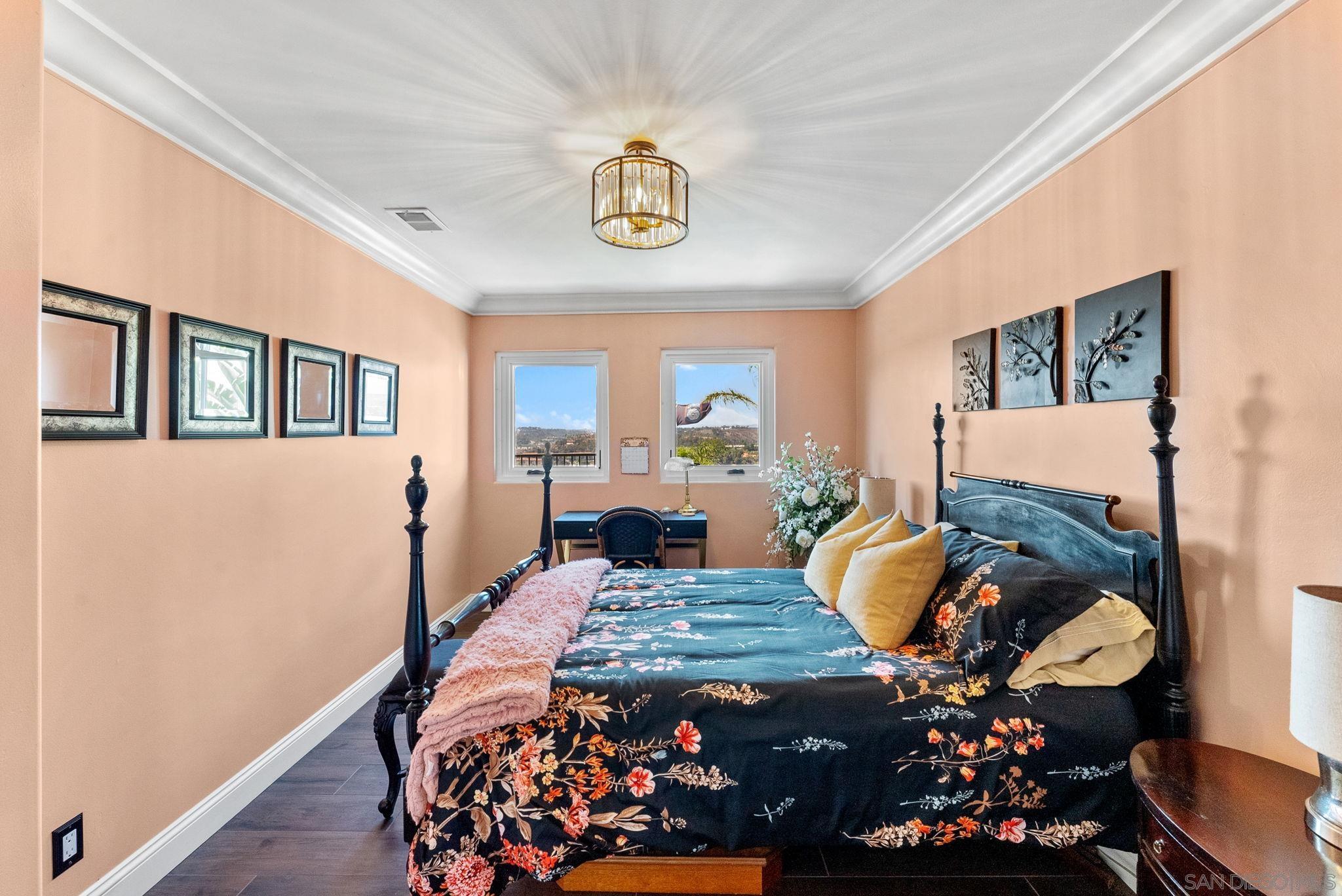 Detail Gallery Image 41 of 69 For 4136  Palisades Road, San Diego,  CA 92116 - 6 Beds | 3/1 Baths