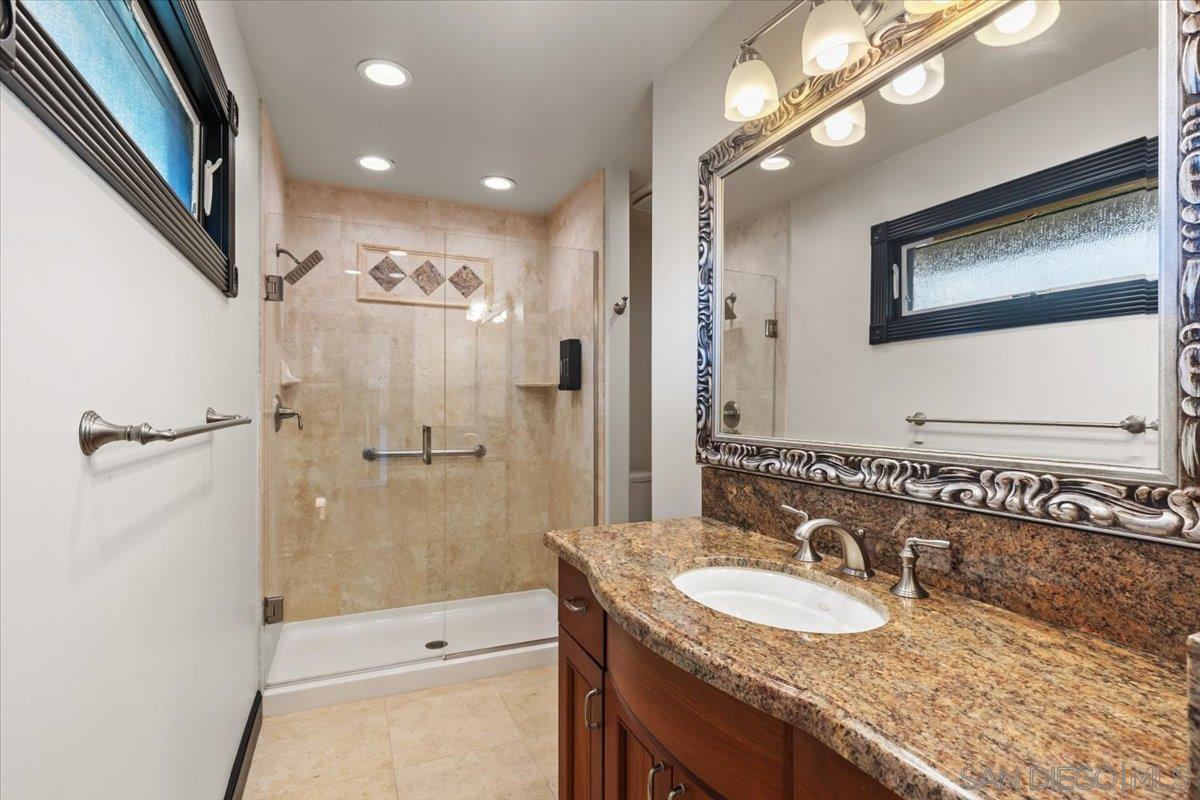 Detail Gallery Image 34 of 75 For 1141  Luneta Drive, Del Mar,  CA 92014 - 5 Beds | 5 Baths