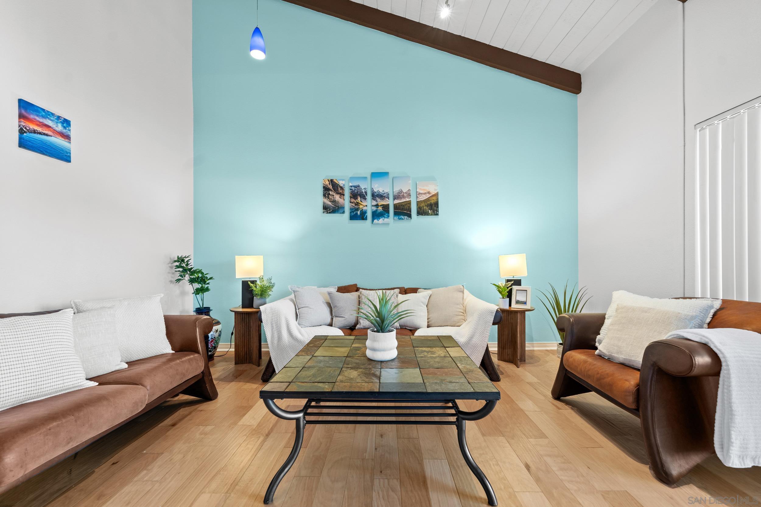 Detail Gallery Image 4 of 32 For 17141 W Bernardo Dr  #203,  San Diego,  CA 92127 - 2 Beds | 2 Baths