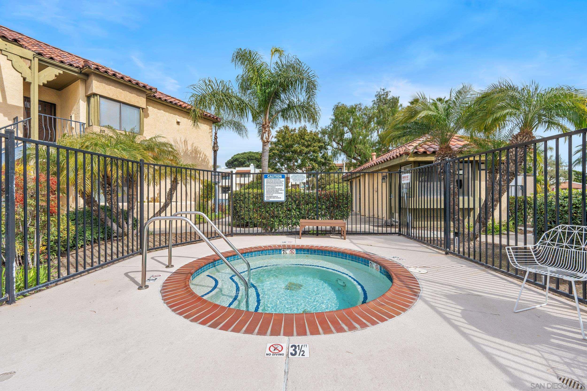 Detail Gallery Image 31 of 34 For 7320  Park Ridge Blvd  #216,  San Diego,  CA 92120 - 2 Beds | 2 Baths