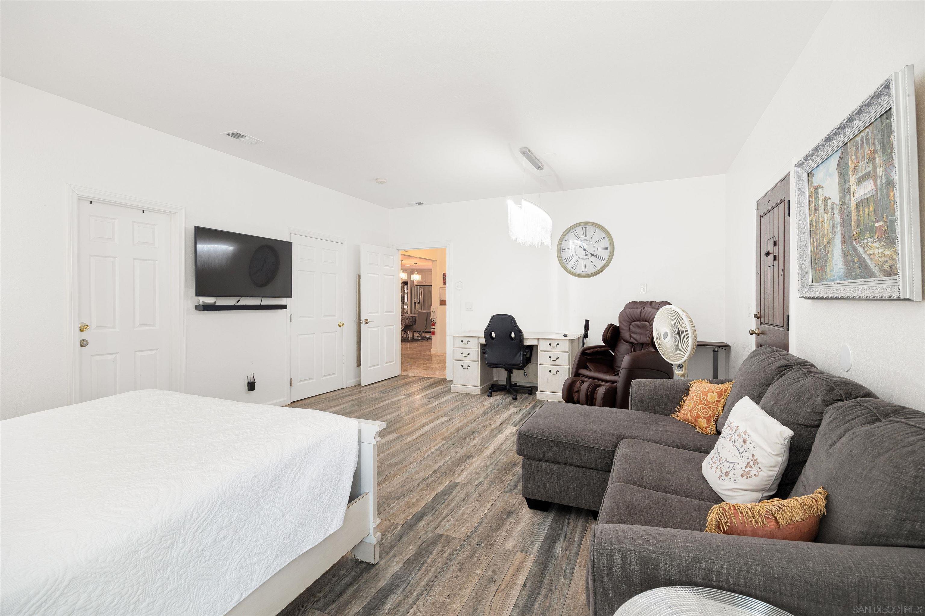 Detail Gallery Image 7 of 31 For 11225  Madrigal St, San Diego,  CA 92129 - 4 Beds | 2 Baths