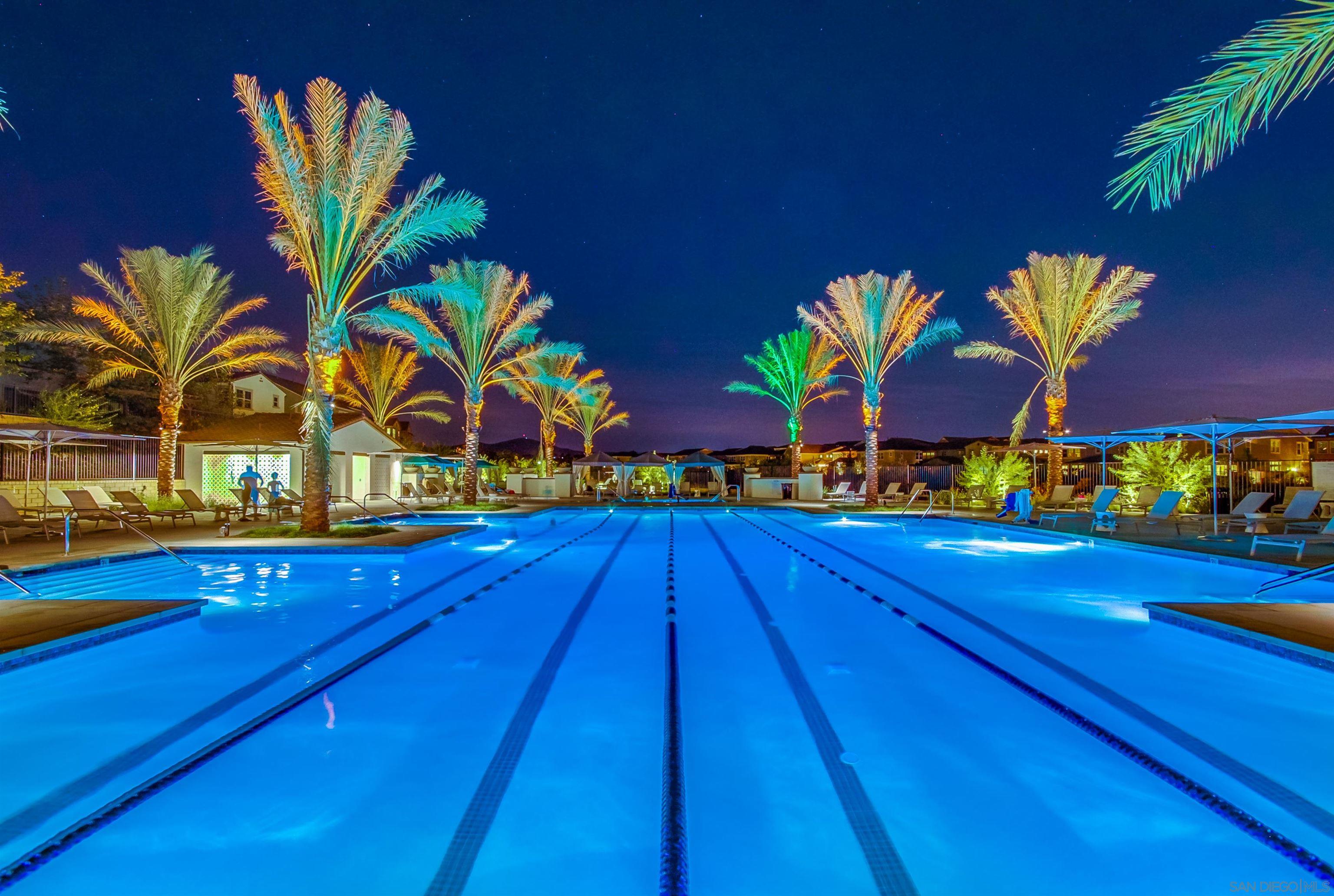 Detail Gallery Image 39 of 45 For 6372  Meadowbrush Cir, San Diego,  CA 92130 - 5 Beds | 5/1 Baths