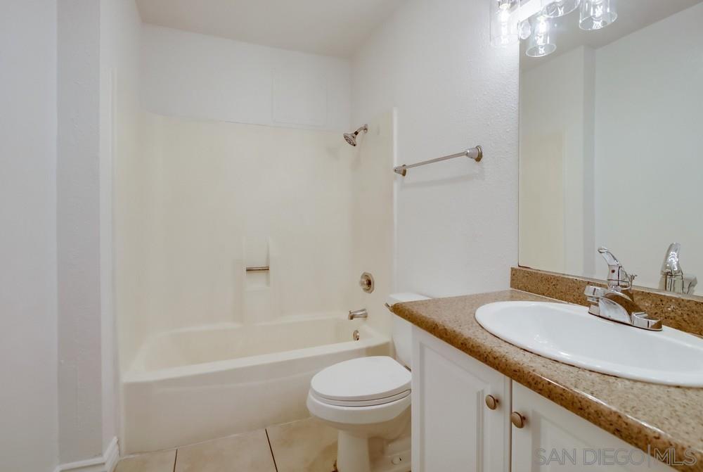 Detail Gallery Image 23 of 30 For 4041  Oakcrest Drive  #207,  San Diego,  CA 92105 - 2 Beds | 2 Baths