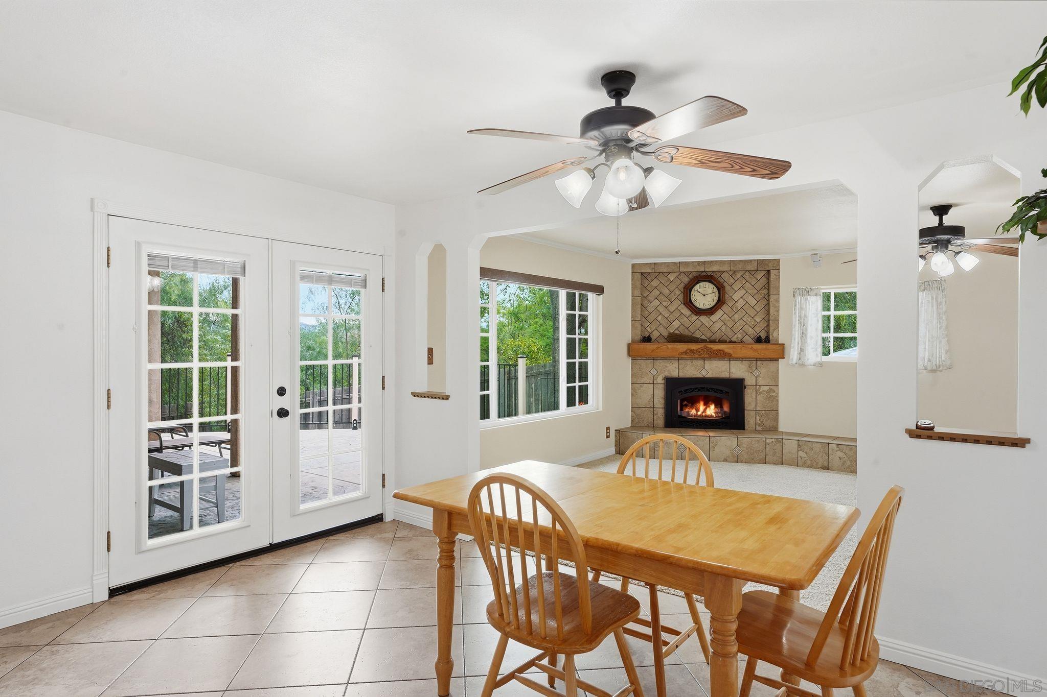 Detail Gallery Image 9 of 45 For 1305  Ash St, Ramona,  CA 92065 - 2 Beds | 2 Baths