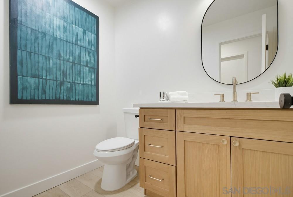 Detail Gallery Image 17 of 42 For 5580  Caminito Consuelo, La Jolla,  CA 92037 - 3 Beds | 2/1 Baths