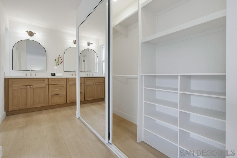 Detail Gallery Image 22 of 42 For 5580  Caminito Consuelo, La Jolla,  CA 92037 - 3 Beds | 2/1 Baths