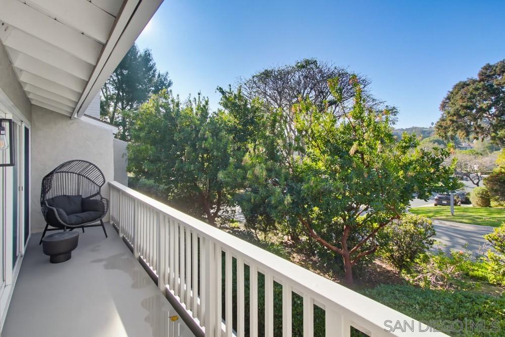 Detail Gallery Image 27 of 42 For 5580  Caminito Consuelo, La Jolla,  CA 92037 - 3 Beds | 2/1 Baths