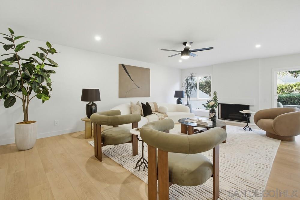 Detail Gallery Image 6 of 42 For 5580  Caminito Consuelo, La Jolla,  CA 92037 - 3 Beds | 2/1 Baths