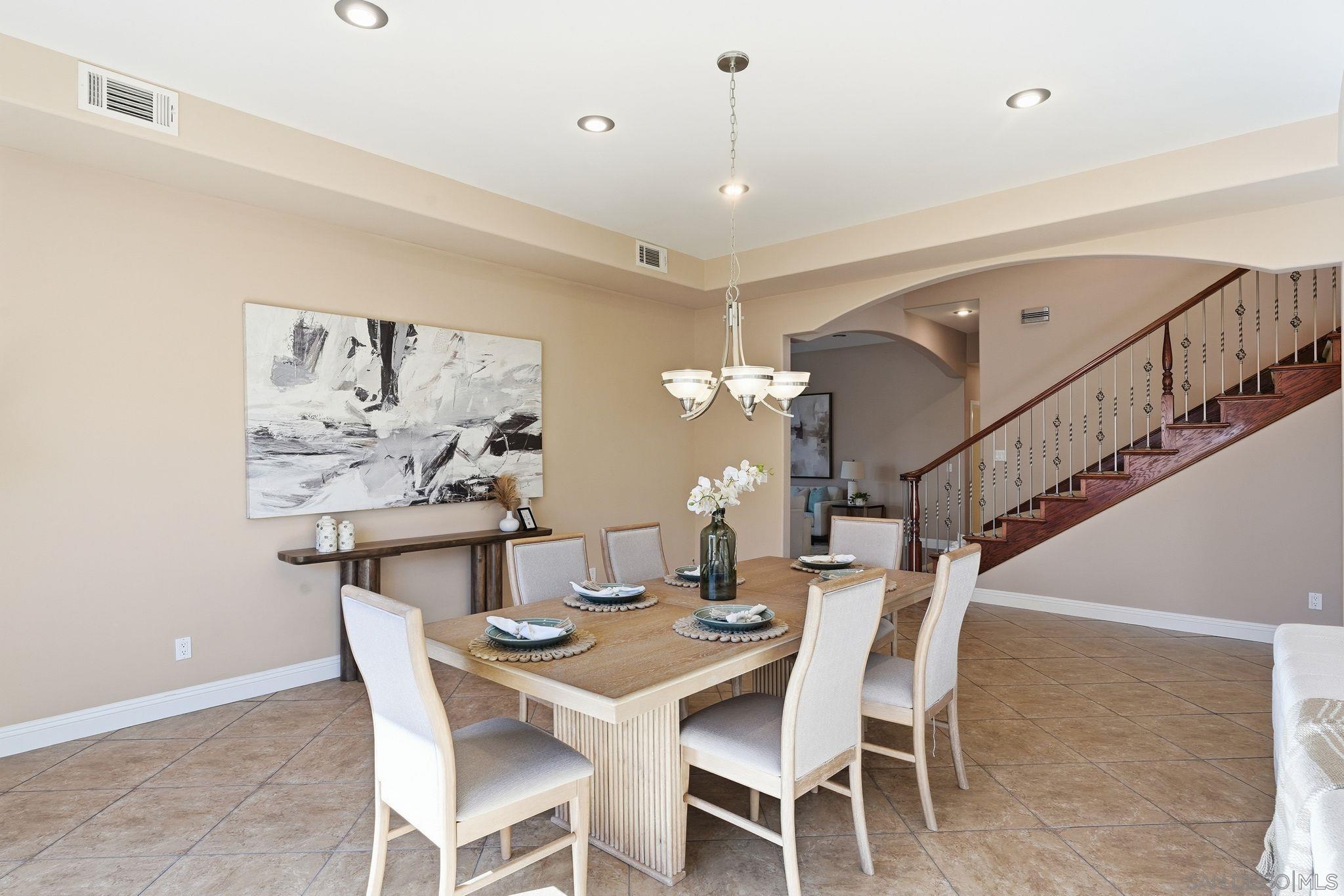 Detail Gallery Image 21 of 60 For 11479  Duenda Rd, San Diego,  CA 92127 - 5 Beds | 4/1 Baths