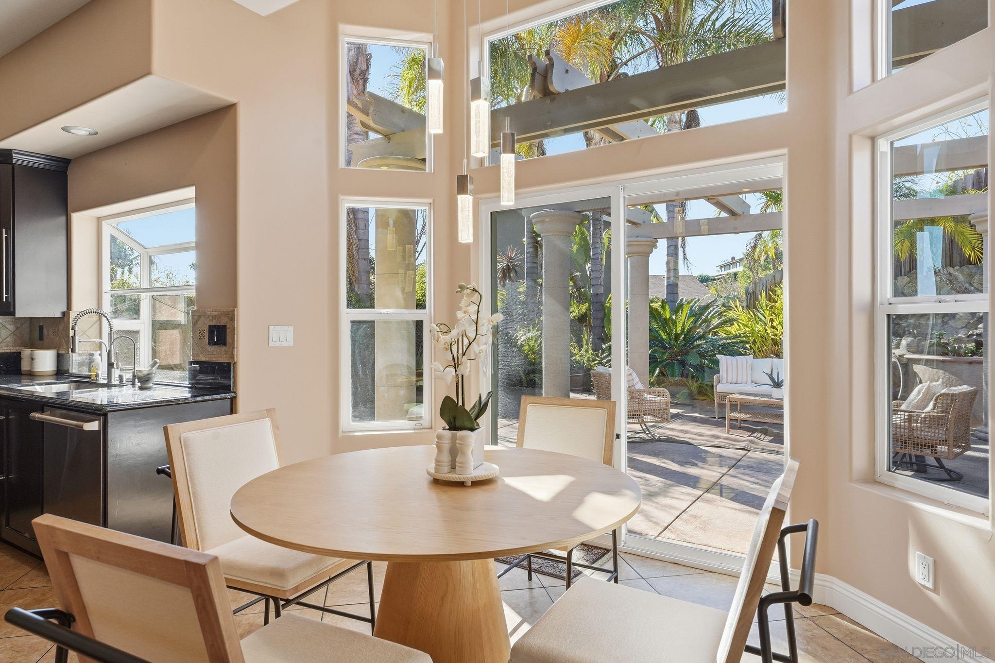 Detail Gallery Image 25 of 60 For 11479  Duenda Rd, San Diego,  CA 92127 - 5 Beds | 4/1 Baths