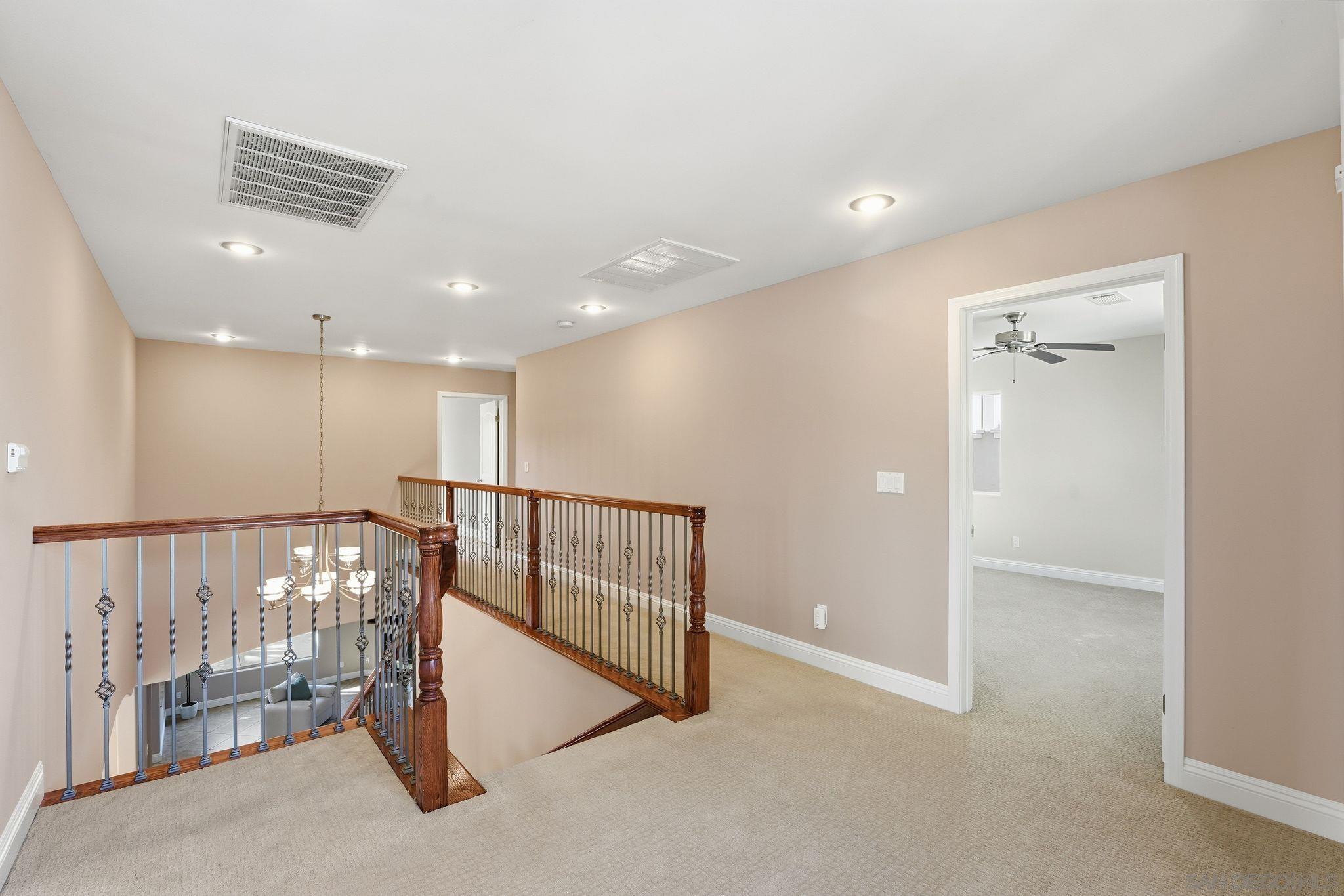 Detail Gallery Image 27 of 60 For 11479  Duenda Rd, San Diego,  CA 92127 - 5 Beds | 4/1 Baths