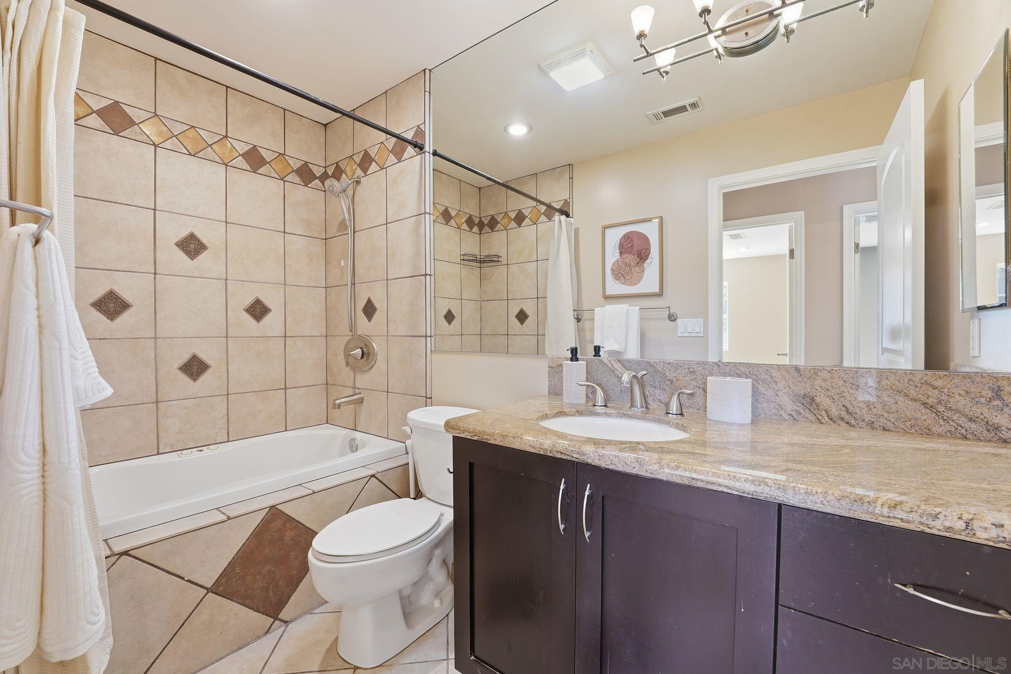 Detail Gallery Image 42 of 60 For 11479  Duenda Rd, San Diego,  CA 92127 - 5 Beds | 4/1 Baths