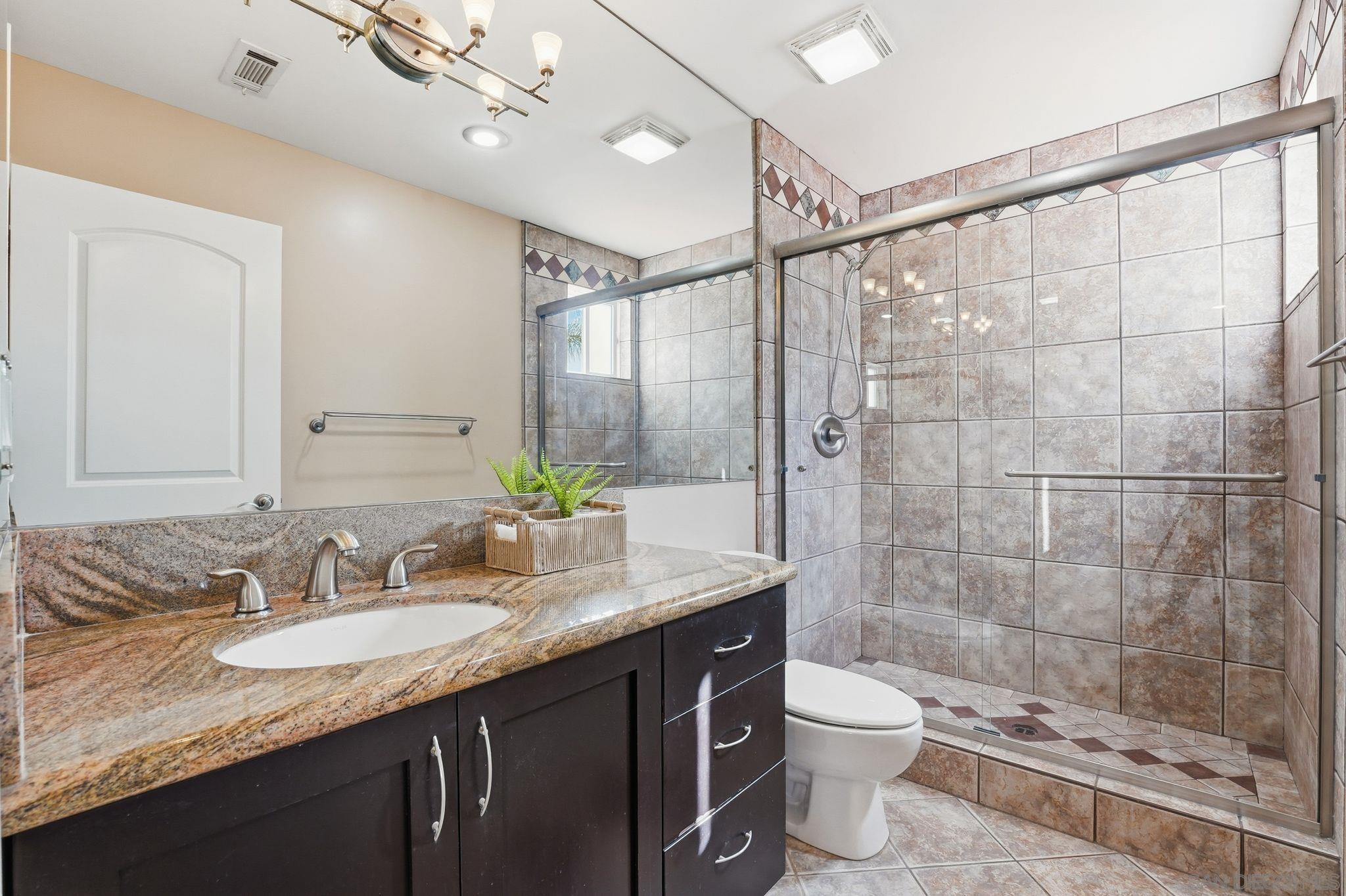 Detail Gallery Image 43 of 60 For 11479  Duenda Rd, San Diego,  CA 92127 - 5 Beds | 4/1 Baths