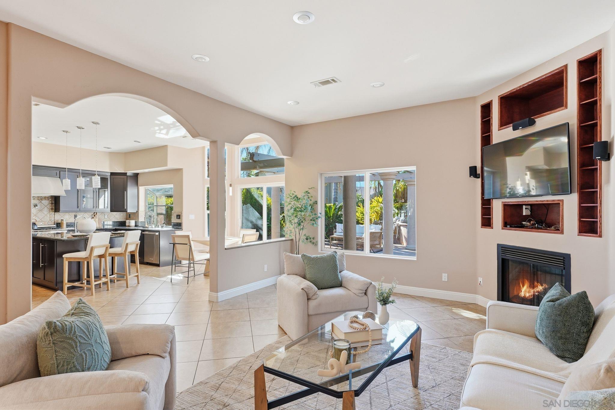 Detail Gallery Image 6 of 60 For 11479  Duenda Rd, San Diego,  CA 92127 - 5 Beds | 4/1 Baths