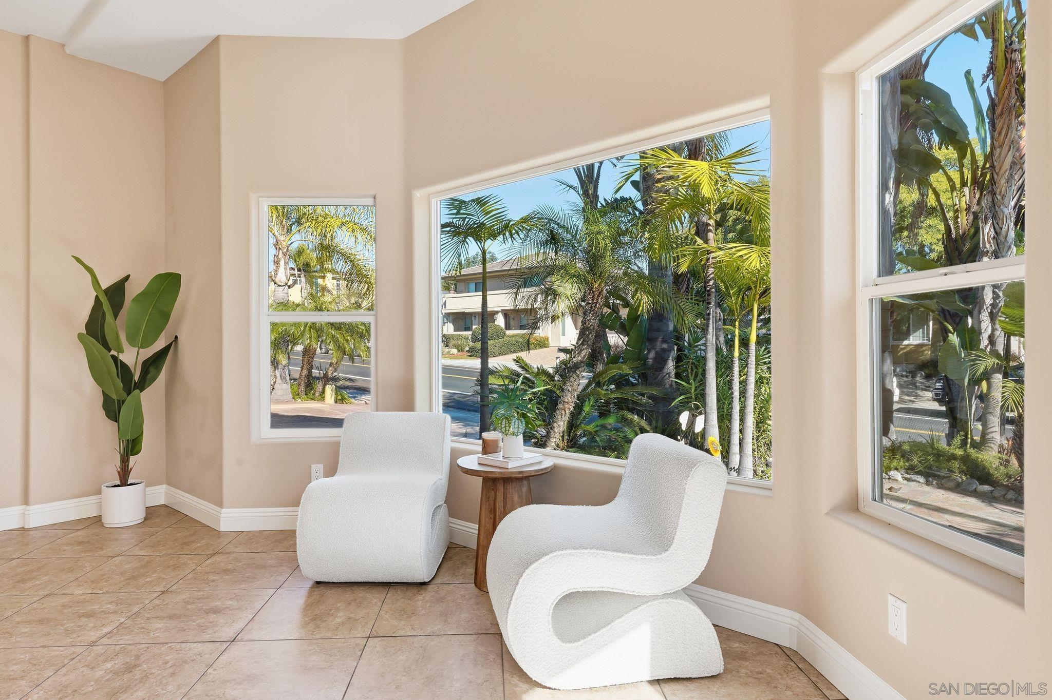 Detail Gallery Image 9 of 60 For 11479  Duenda Rd, San Diego,  CA 92127 - 5 Beds | 4/1 Baths