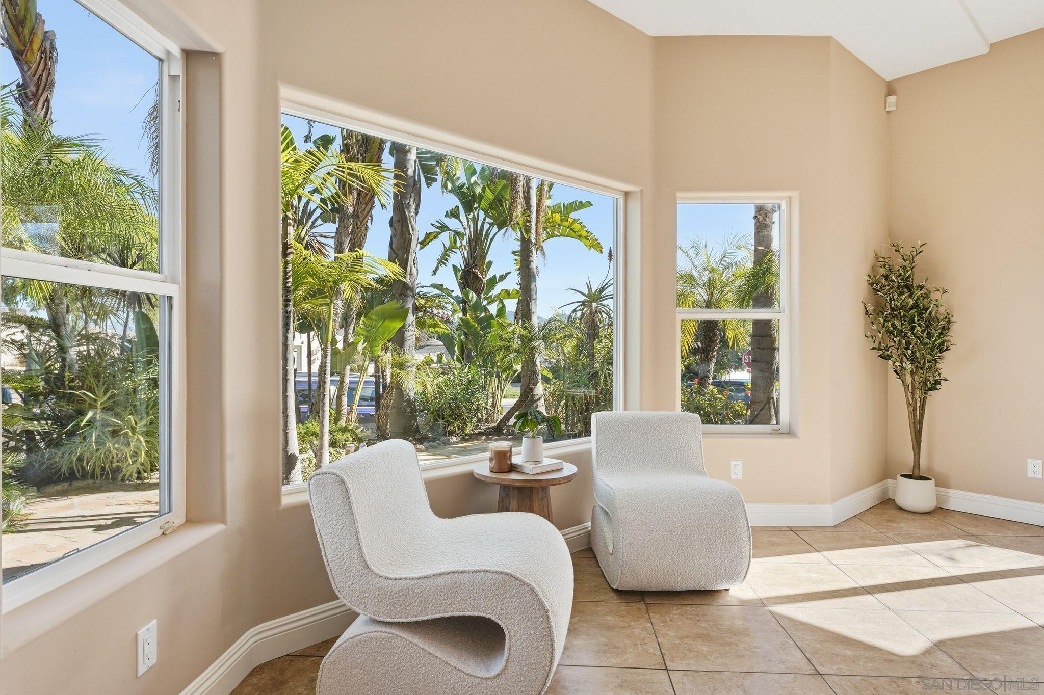 Detail Gallery Image 10 of 60 For 11479  Duenda Rd, San Diego,  CA 92127 - 5 Beds | 4/1 Baths