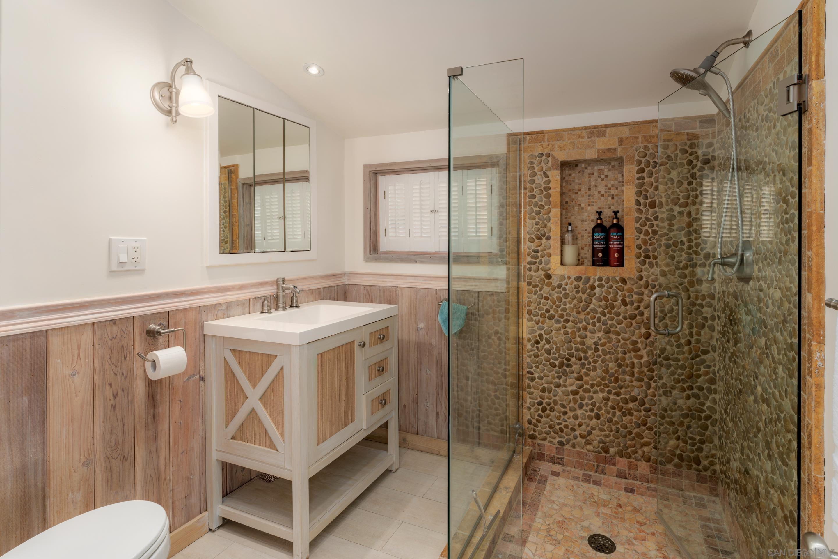 Detail Gallery Image 56 of 74 For 383  Westbourne St., La Jolla,  CA 92037 - – Beds | – Baths