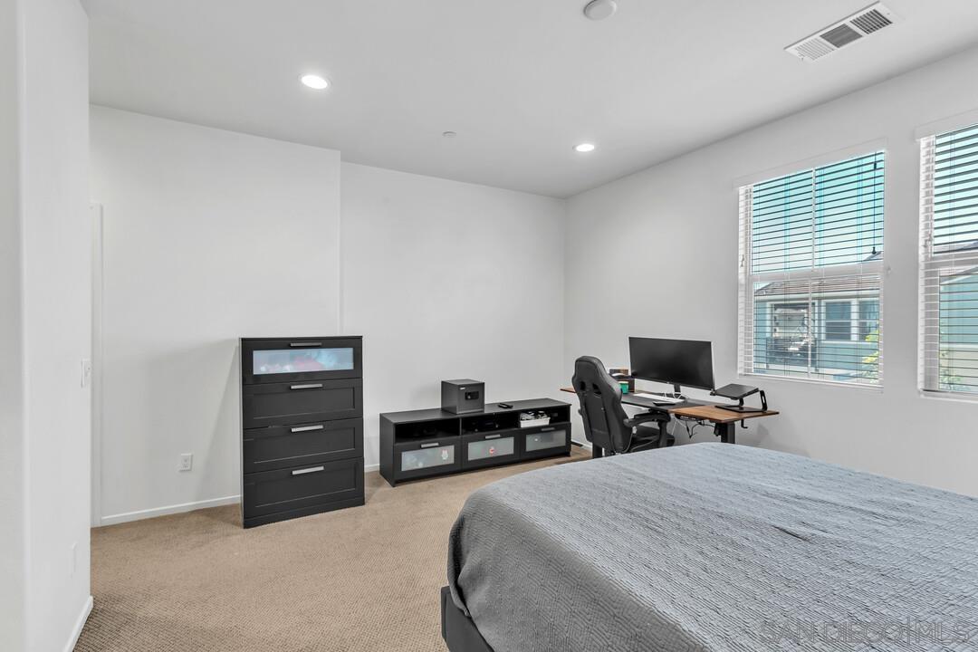 Detail Gallery Image 22 of 28 For 1961  Avenida Citron Unit 115  #115,  Chula Vista,  CA 91913 - 3 Beds | 2/1 Baths