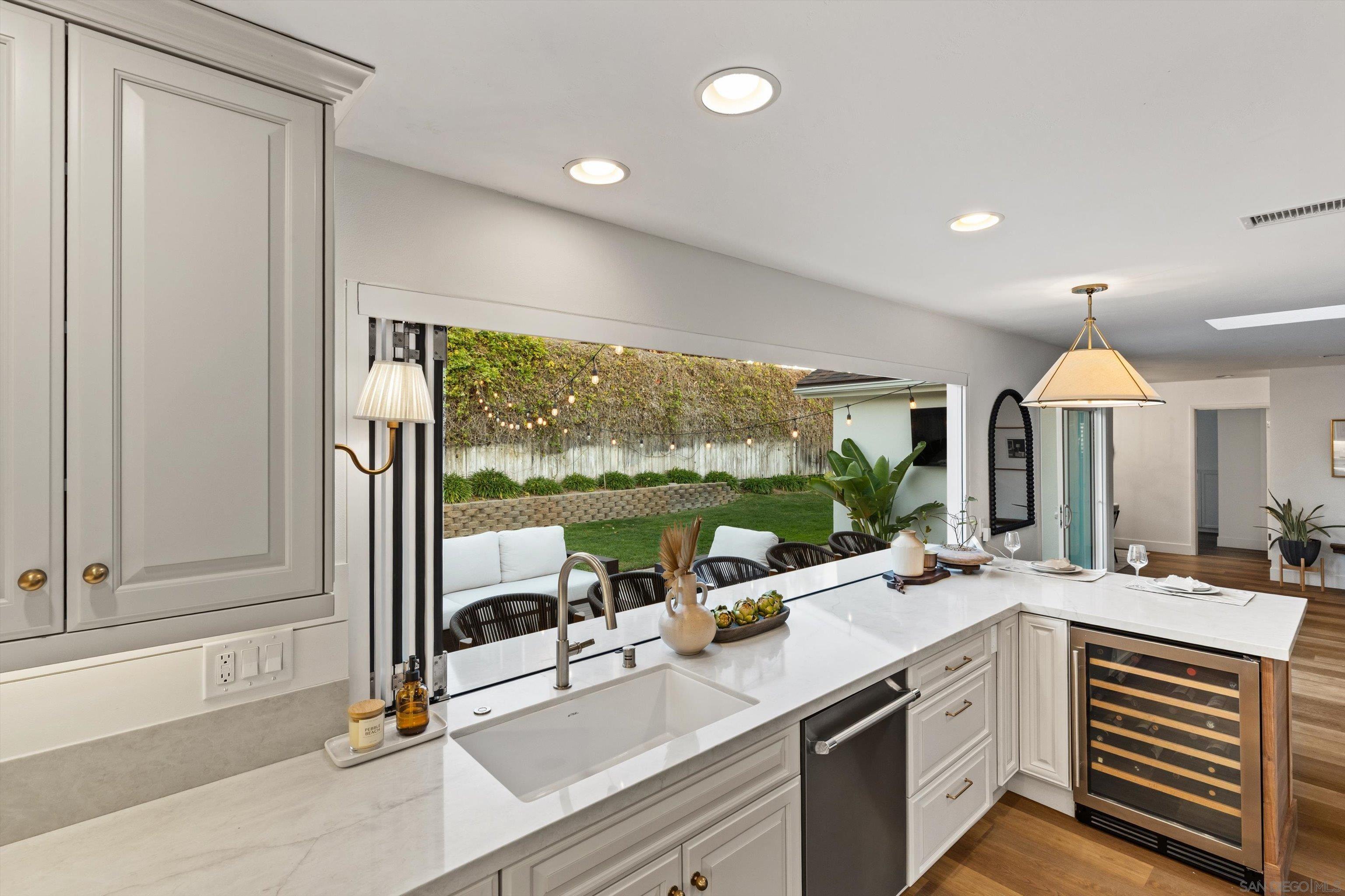 Detail Gallery Image 11 of 45 For 1714  Hicks St, Oceanside,  CA 92054 - 3 Beds | 2 Baths