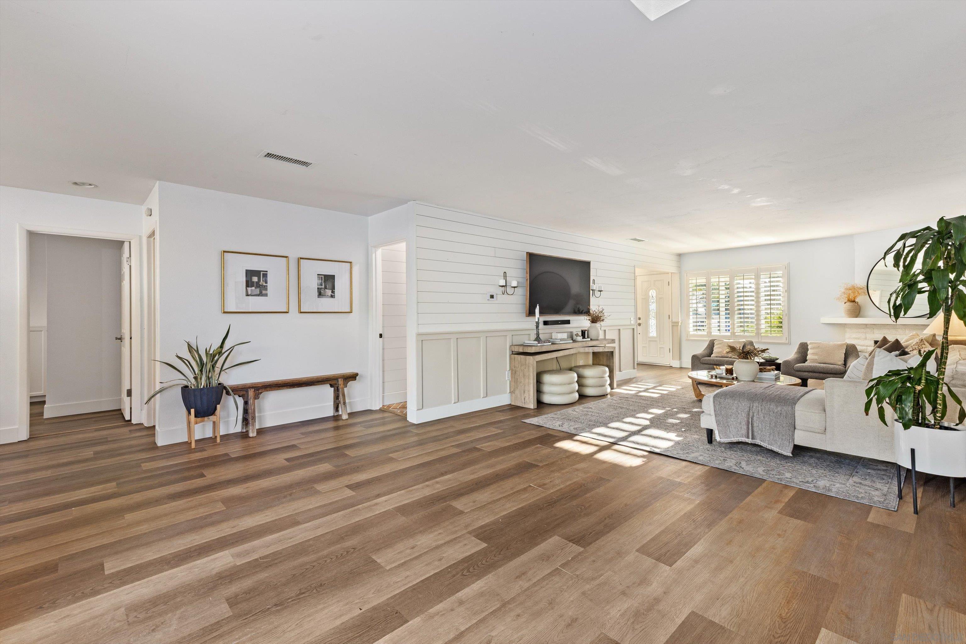 Detail Gallery Image 15 of 45 For 1714  Hicks St, Oceanside,  CA 92054 - 3 Beds | 2 Baths