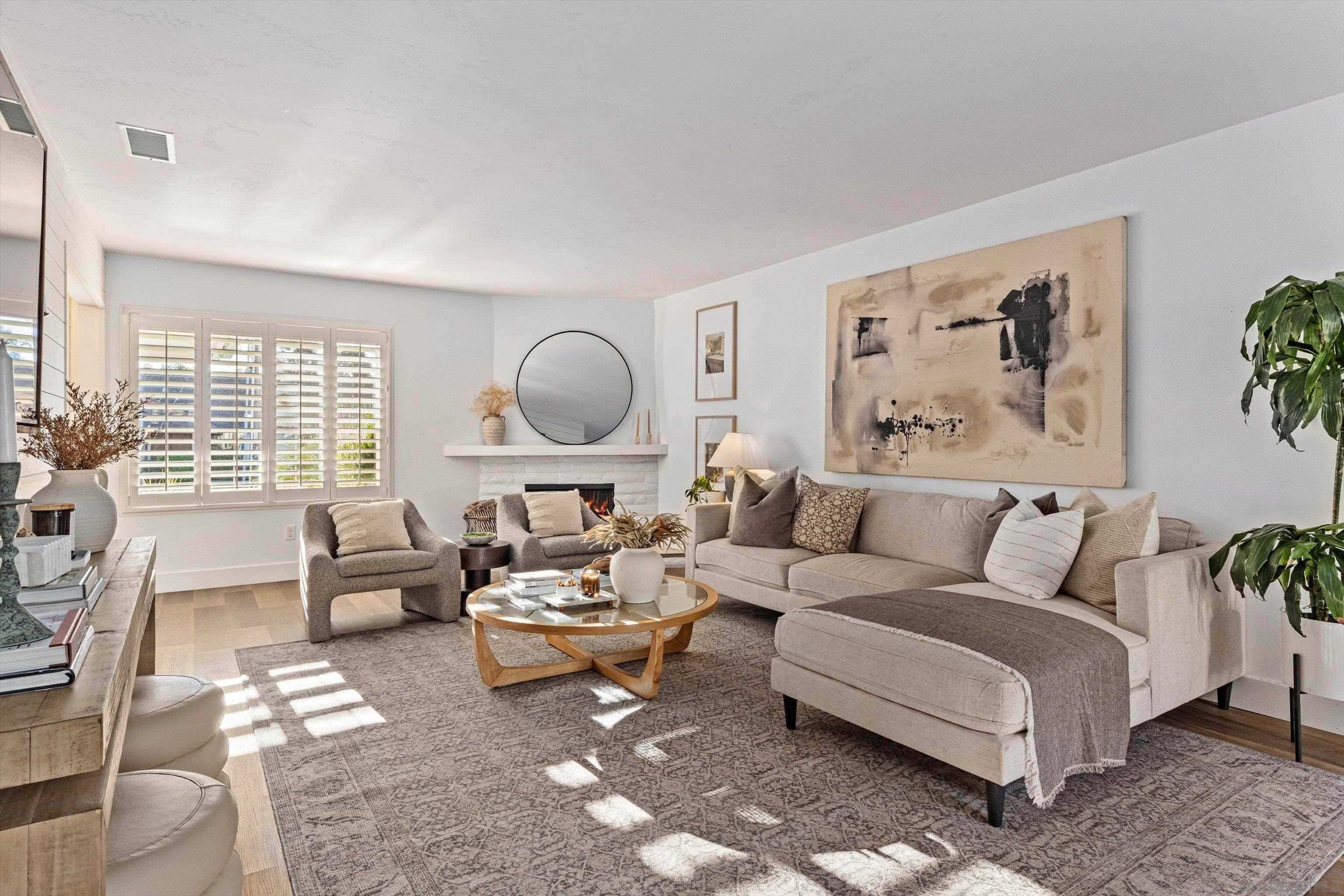 Detail Gallery Image 6 of 45 For 1714  Hicks St, Oceanside,  CA 92054 - 3 Beds | 2 Baths