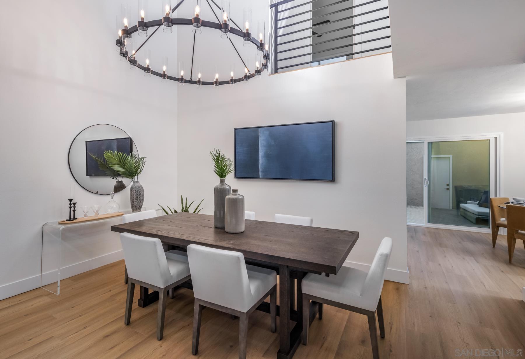 Detail Gallery Image 7 of 21 For 1986  Azure Way, Encinitas,  CA 92024 - 3 Beds | 2/1 Baths