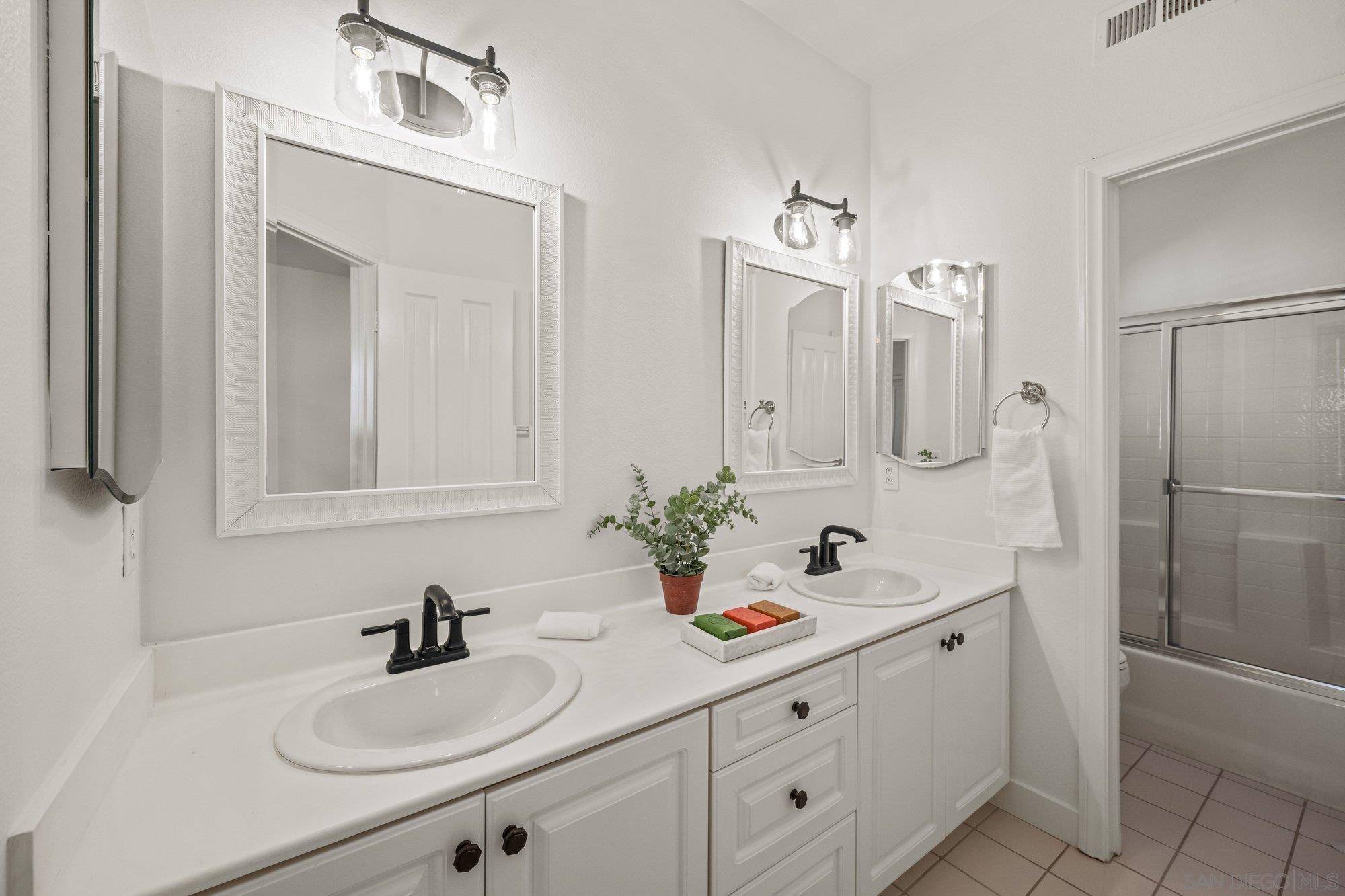 Detail Gallery Image 21 of 32 For 7139  Surfbird Circle, Carlsbad,  CA 92011 - 3 Beds | 2/1 Baths