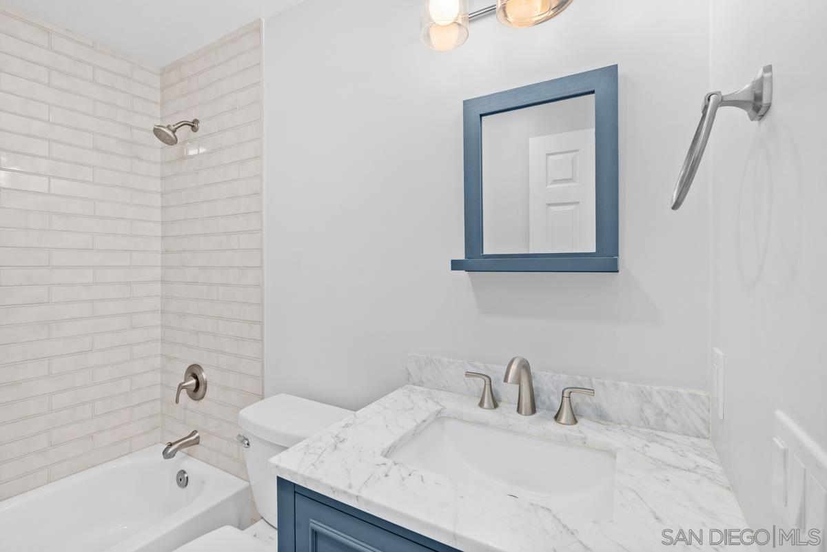 Detail Gallery Image 36 of 44 For 5845  Friars Rd  #1201,  San Diego,  CA 92110 - 3 Beds | 2 Baths