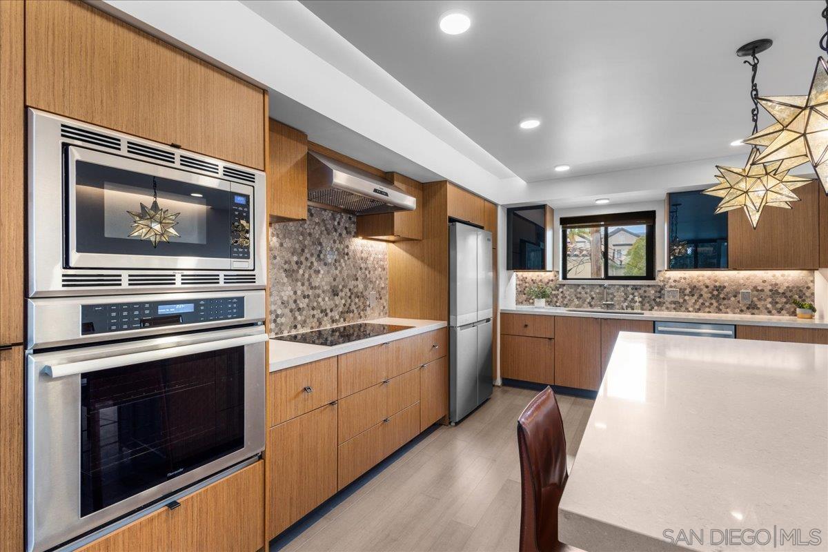 Detail Gallery Image 11 of 34 For 2400  6th Ave  #203,  San Diego,  CA 92101 - 2 Beds | 2 Baths