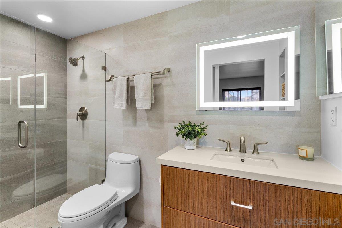 Detail Gallery Image 16 of 34 For 2400  6th Ave  #203,  San Diego,  CA 92101 - 2 Beds | 2 Baths