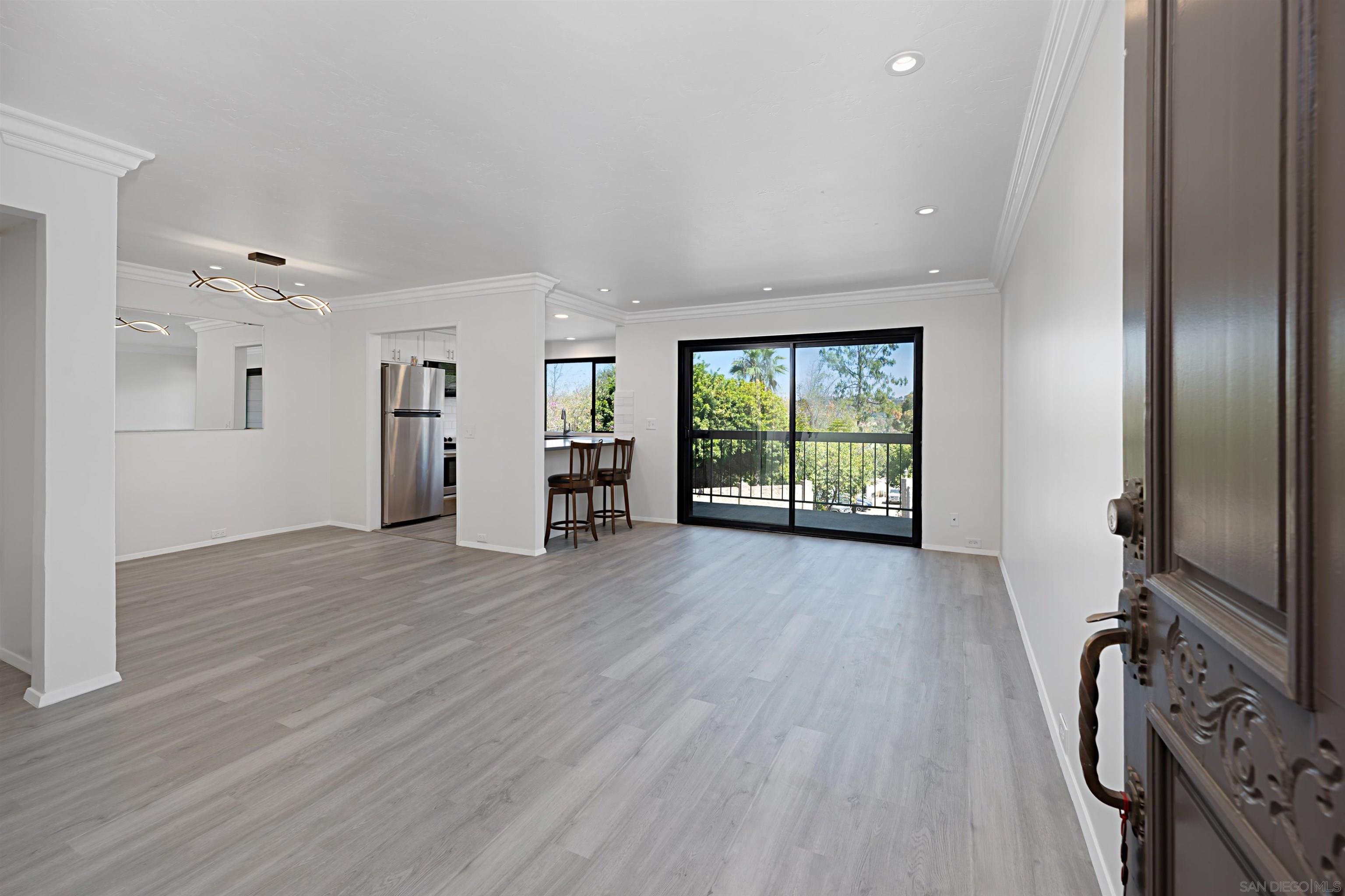 Front Image Thumbnail for SD260001302