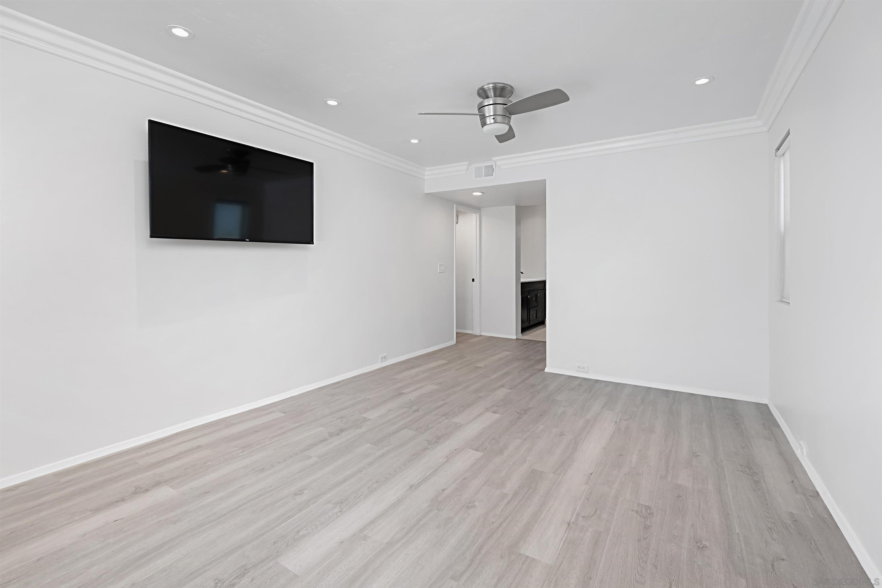 Detail Gallery Image 13 of 33 For 5125  Fontaine Street  #105,  San Diego,  CA 92120 - 2 Beds | 2 Baths