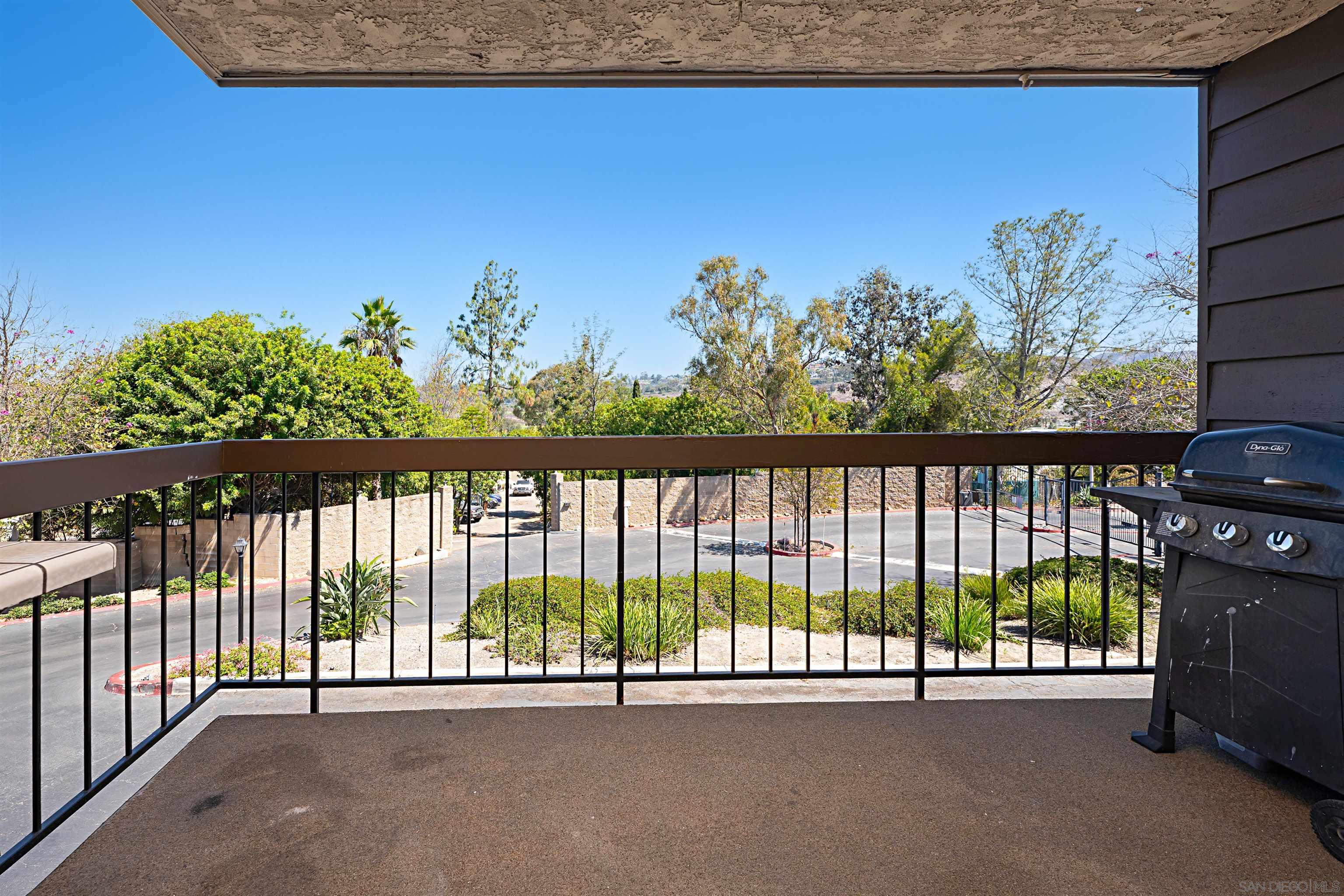 Detail Gallery Image 22 of 33 For 5125  Fontaine Street  #105,  San Diego,  CA 92120 - 2 Beds | 2 Baths