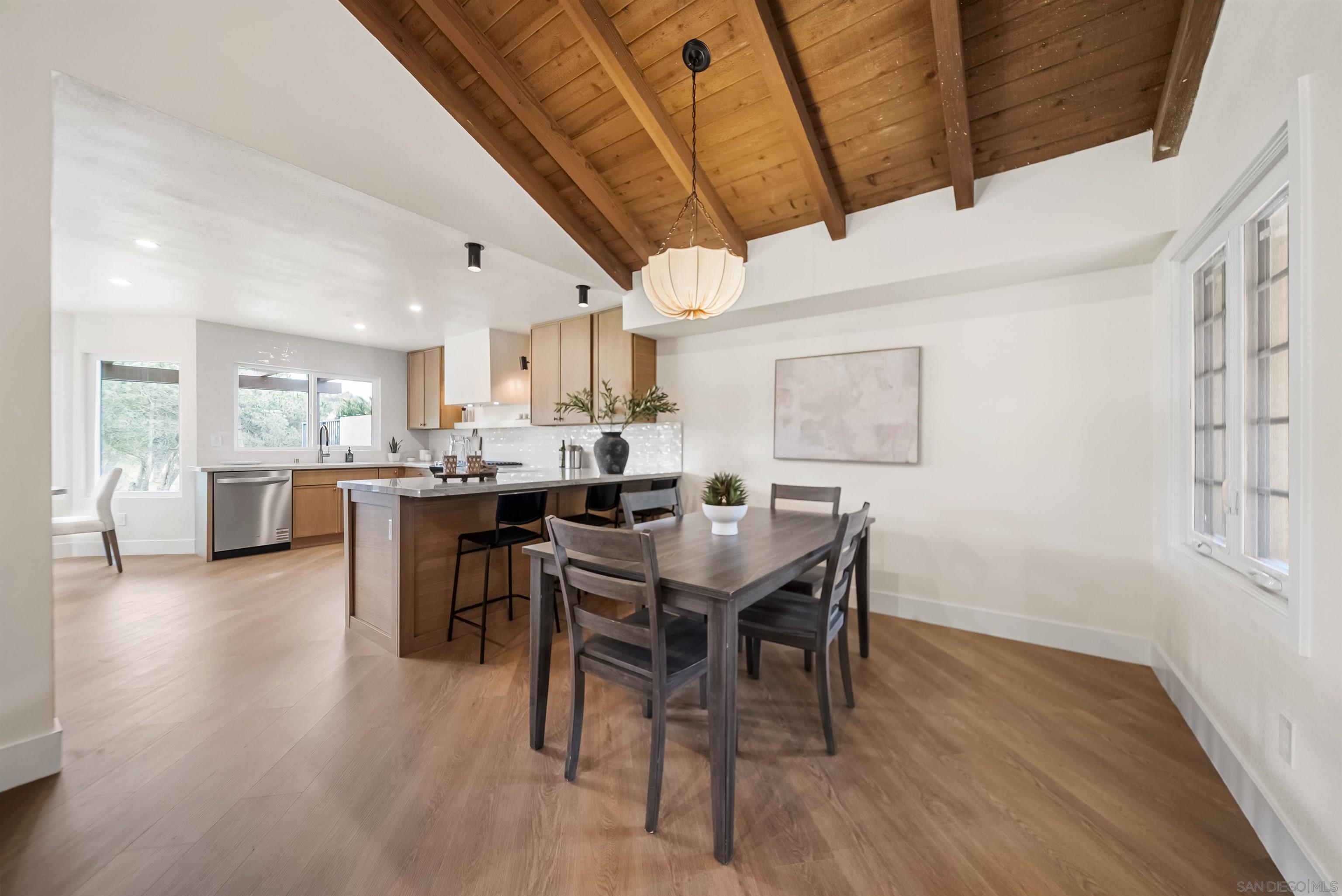 Detail Gallery Image 14 of 33 For 17848  Caminito Balata, San Diego,  CA 92128 - 3 Beds | 2 Baths