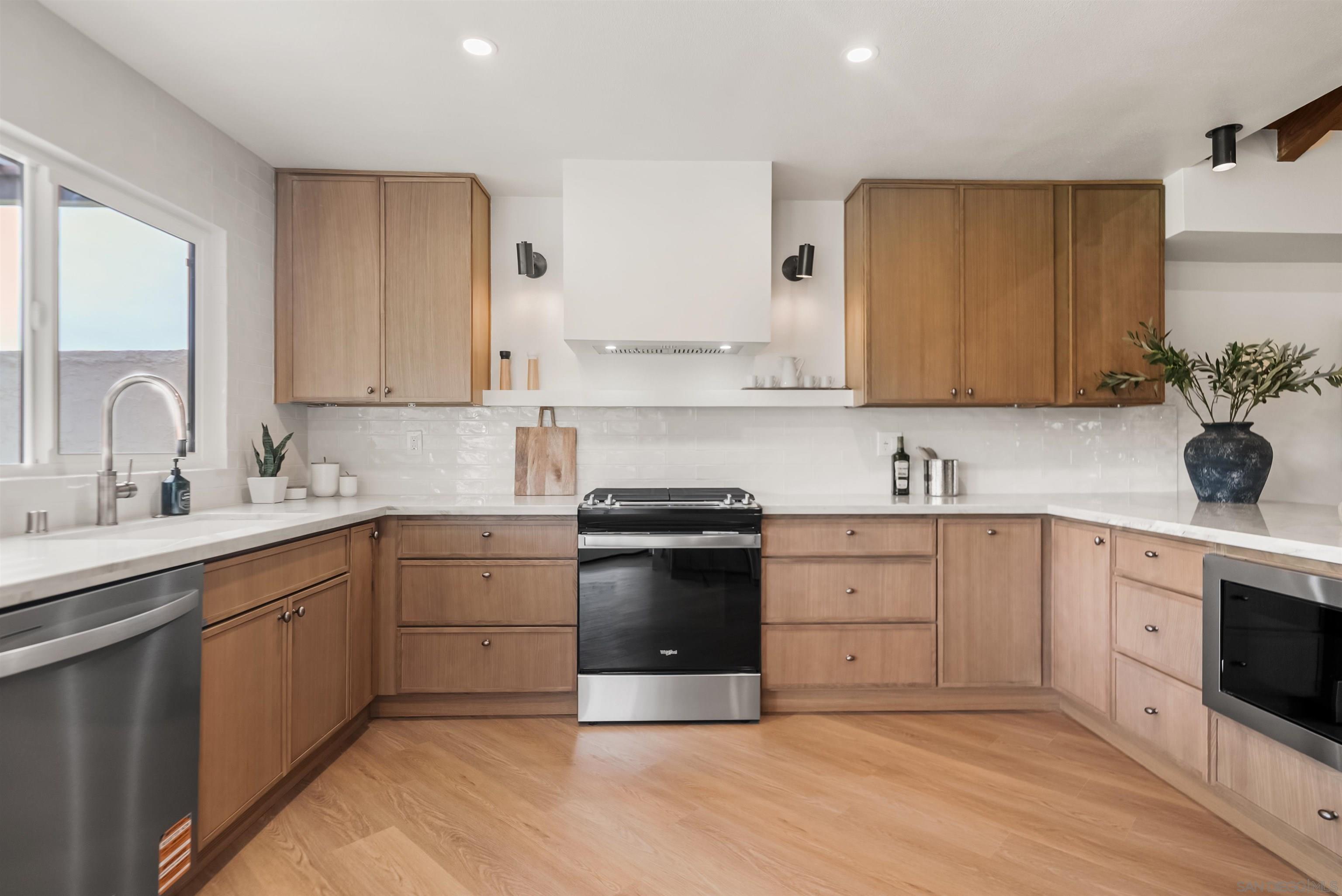 Detail Gallery Image 21 of 33 For 17848  Caminito Balata, San Diego,  CA 92128 - 3 Beds | 2 Baths