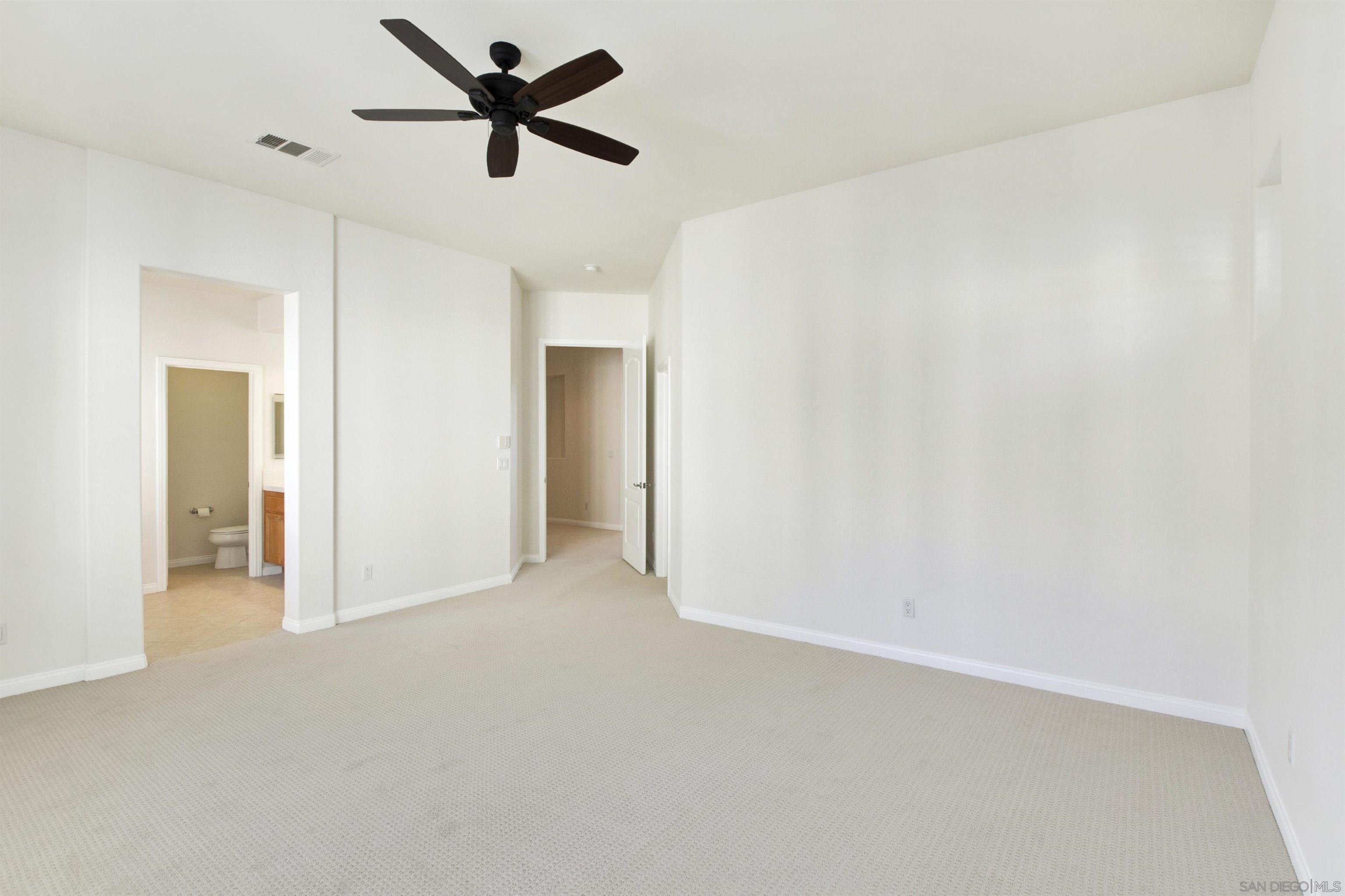 Detail Gallery Image 17 of 24 For 3856  Quarter Mile Drive, San Diego,  CA 92130 - 3 Beds | 2/1 Baths