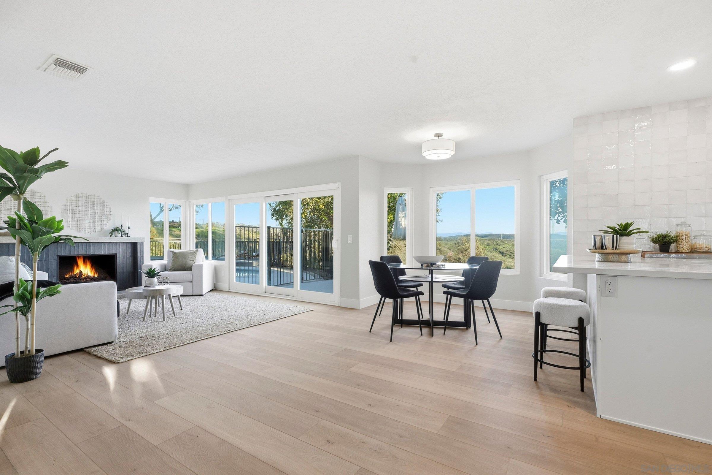 Detail Gallery Image 12 of 59 For 10747  Birch Bluff Ave, San Diego,  CA 92131 - 5 Beds | 4 Baths