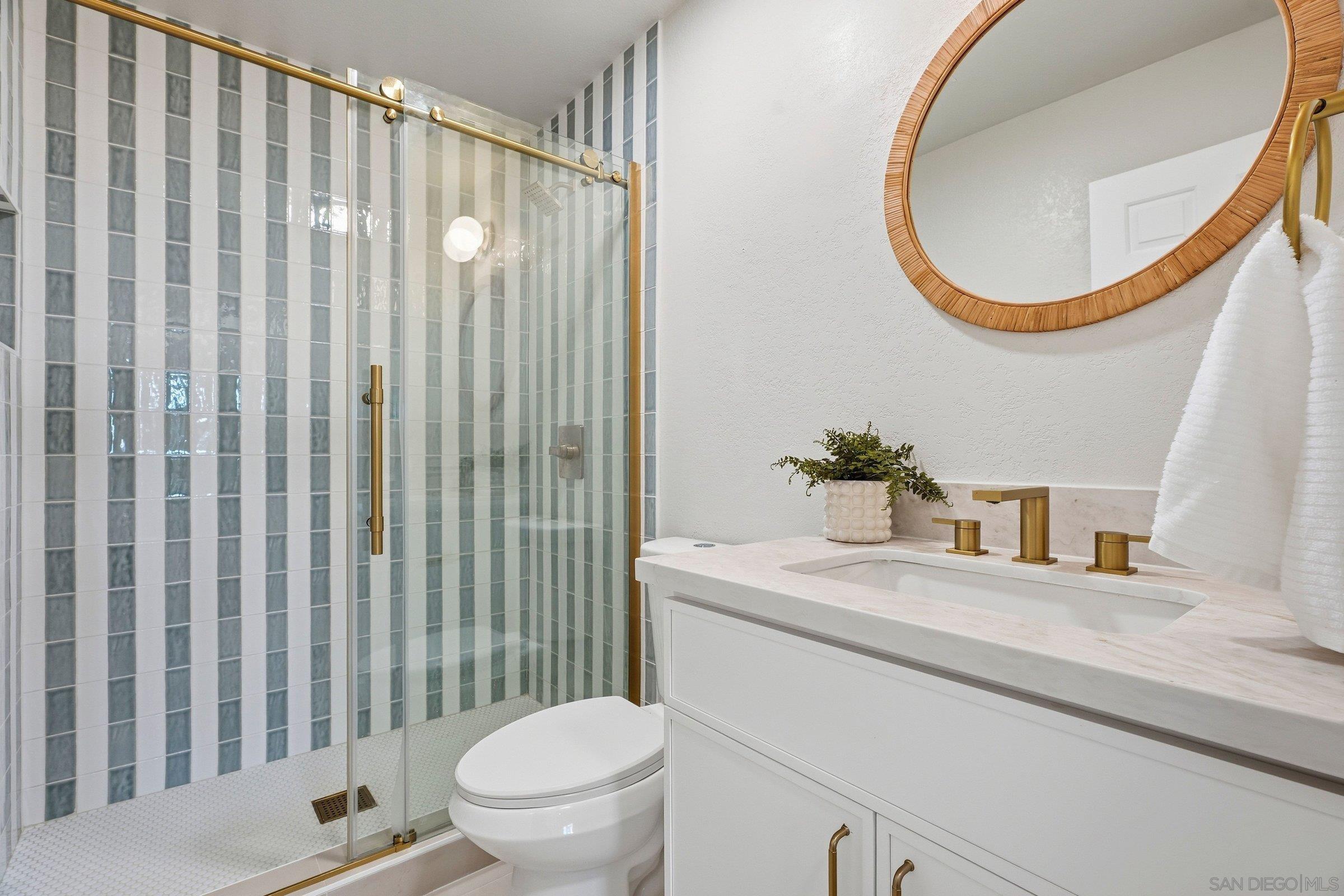 Detail Gallery Image 23 of 59 For 10747  Birch Bluff Ave, San Diego,  CA 92131 - 5 Beds | 4 Baths