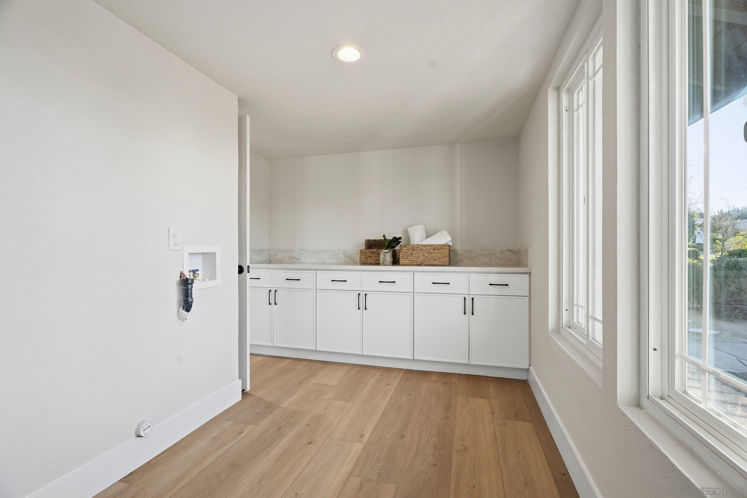 Detail Gallery Image 24 of 59 For 10747  Birch Bluff Ave, San Diego,  CA 92131 - 5 Beds | 4 Baths