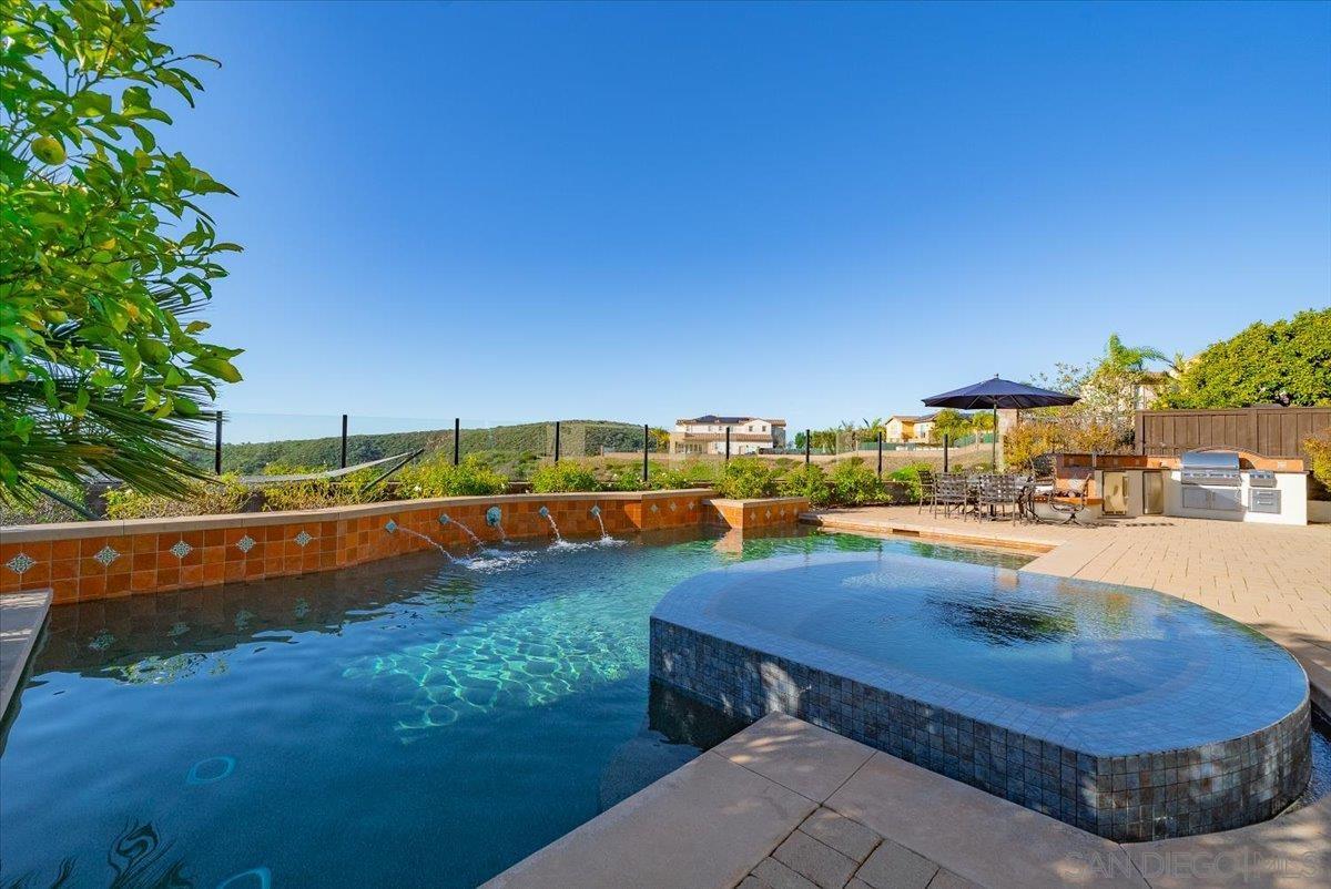 Detail Gallery Image 31 of 75 For 7135  Sitio Caliente, Carlsbad,  CA 92009 - 6 Beds | 4/1 Baths