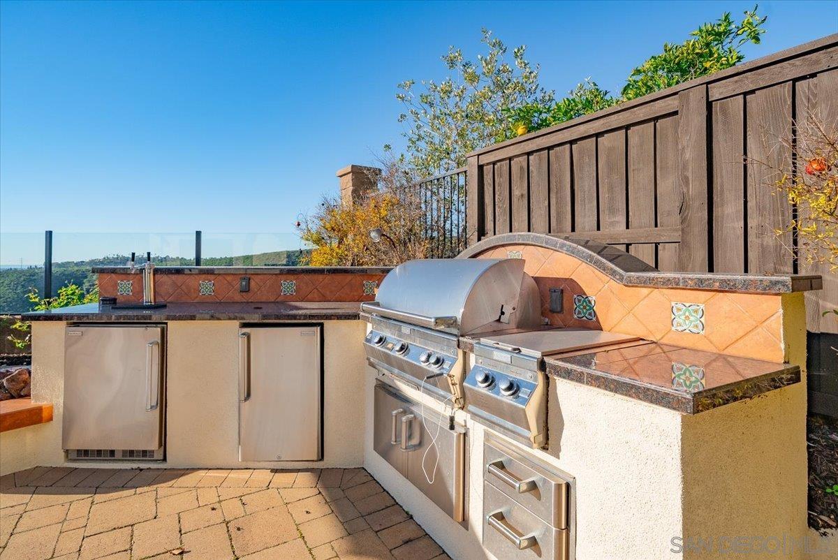 Detail Gallery Image 63 of 75 For 7135  Sitio Caliente, Carlsbad,  CA 92009 - 6 Beds | 4/1 Baths