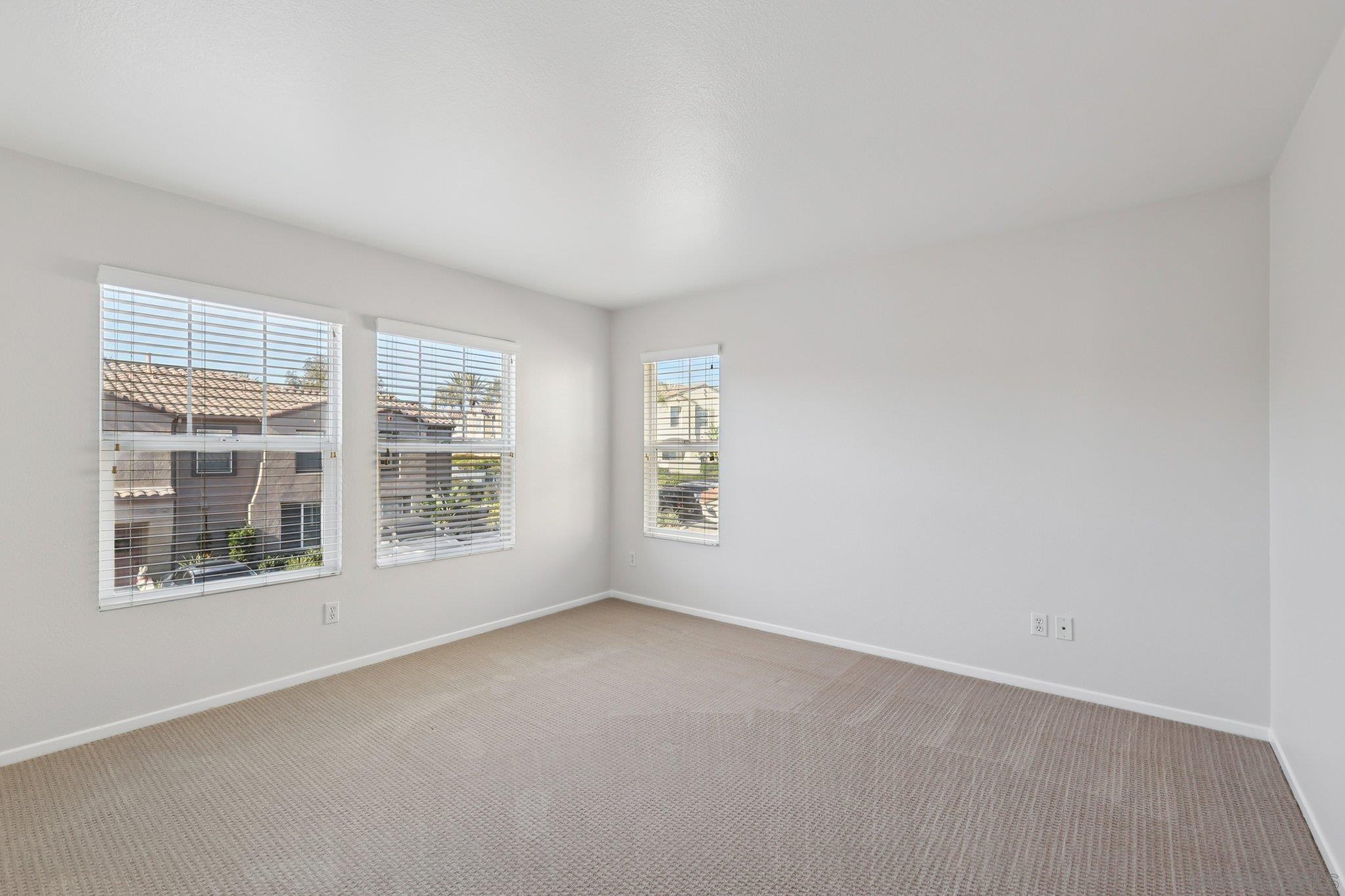Detail Gallery Image 30 of 45 For 1279  Gorge Run Way  #3,  Chula Vista,  CA 91913 - 3 Beds | 2/1 Baths
