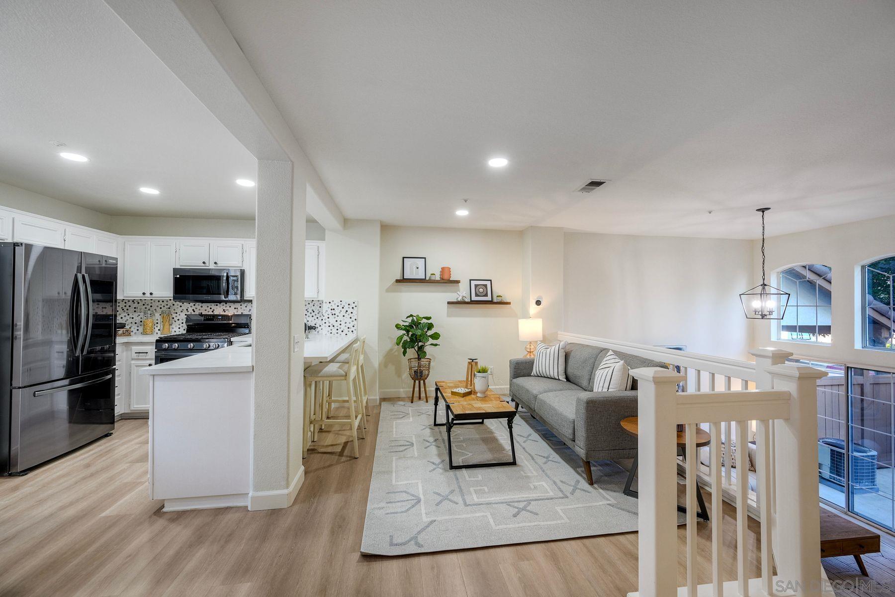 Detail Gallery Image 7 of 25 For 10230  Wateridge Cir  #184,  San Diego,  CA 92121 - 2 Beds | 2/1 Baths