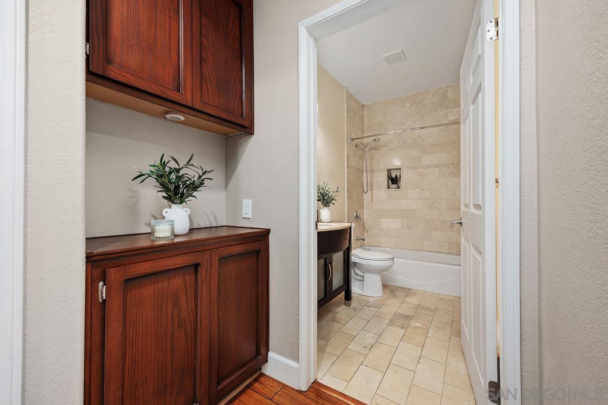 Detail Gallery Image 22 of 32 For 12642  Springbrook Dr.  #C,  San Diego,  CA 92128 - 2 Beds | 2 Baths