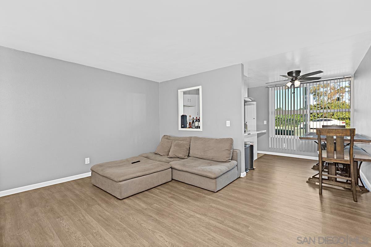 Detail Gallery Image 4 of 24 For 285  Moss  #9,  Chula Vista,  CA 91911 - 1 Beds | 1 Baths